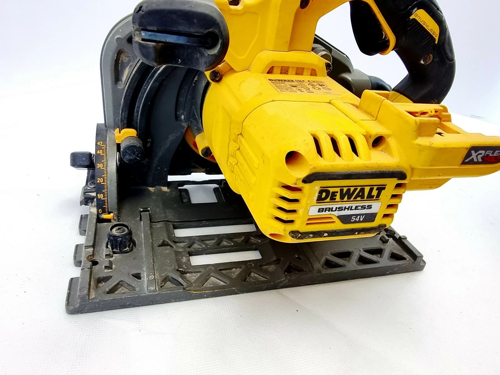 zaglebiarka-dewalt-dcs520nt-165mm-li-ion-54v-xr-napiecie-akumulatora-5400