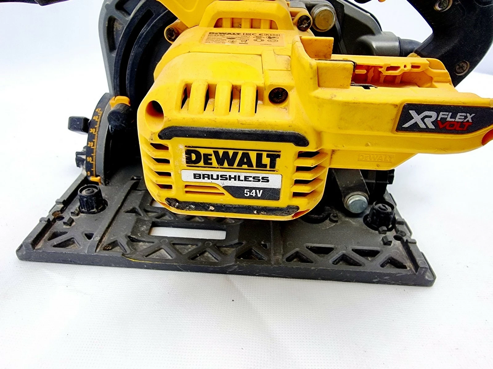 zaglebiarka-dewalt-dcs520nt-165mm-li-ion-54v-xr-maksymalna-moc-130000