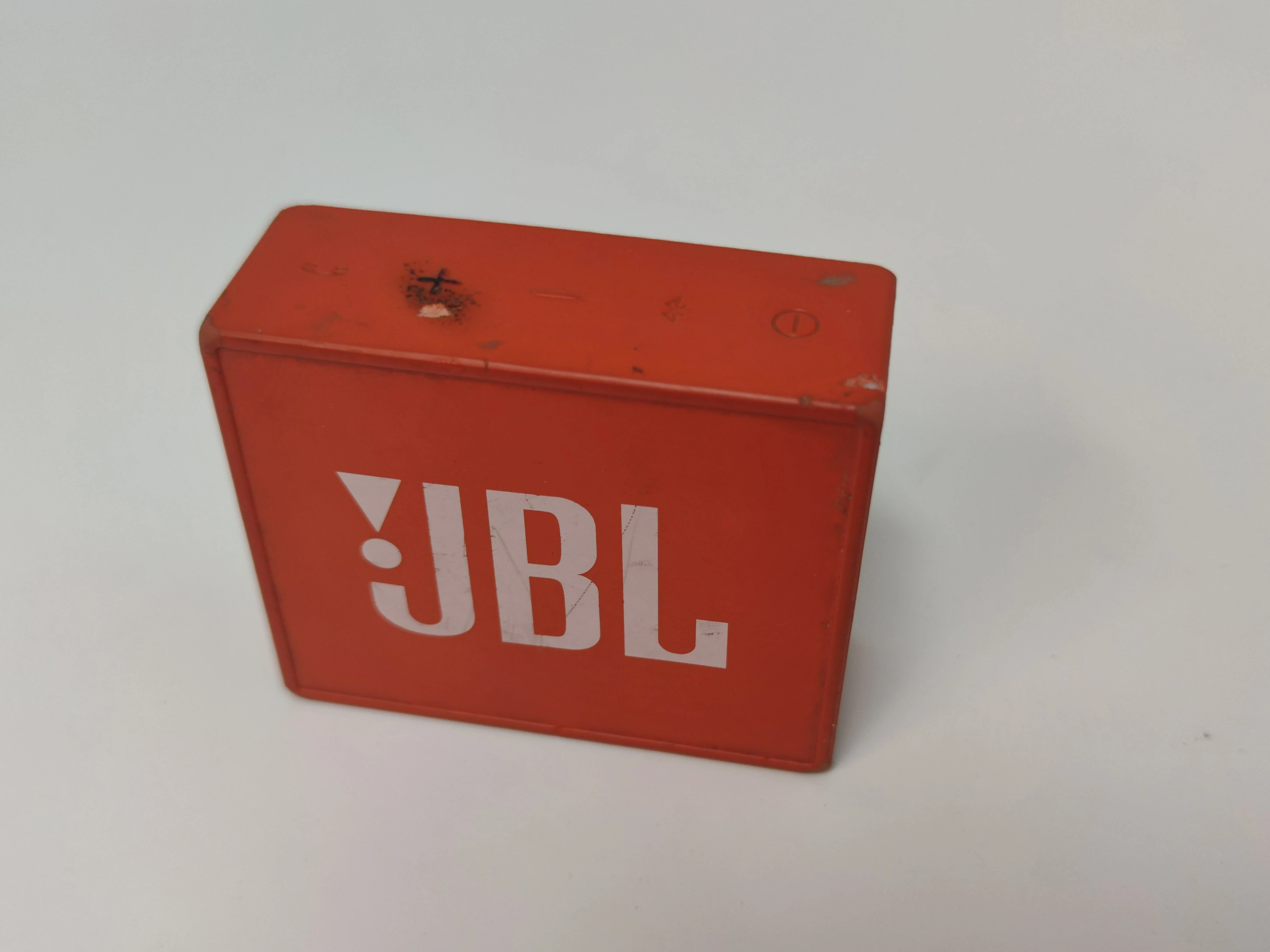 glosnik-jbl-go-funkcje-221089-64