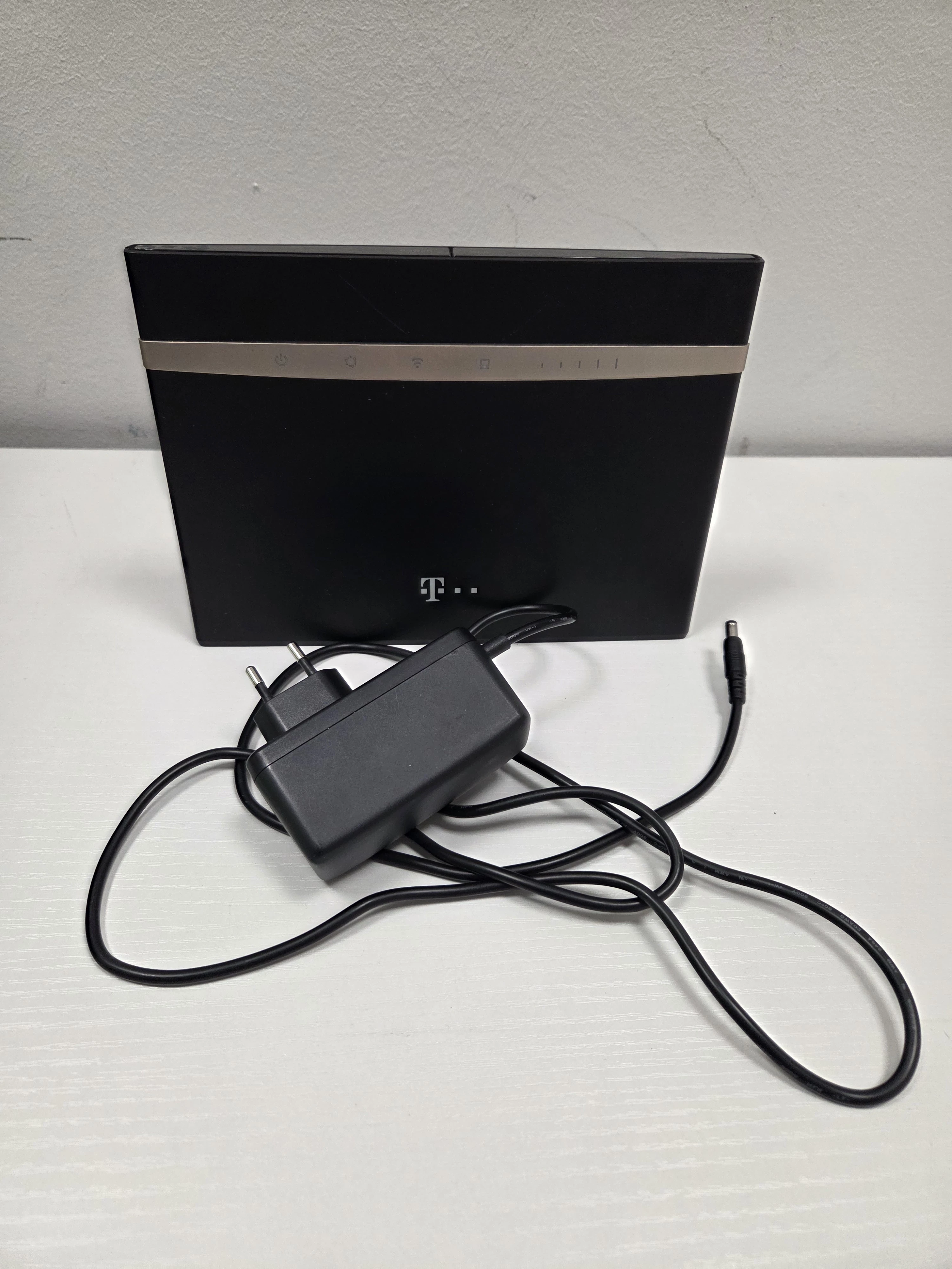 router-huawei-b525s-23a-zasilacz-chojnowska-251c-legnica