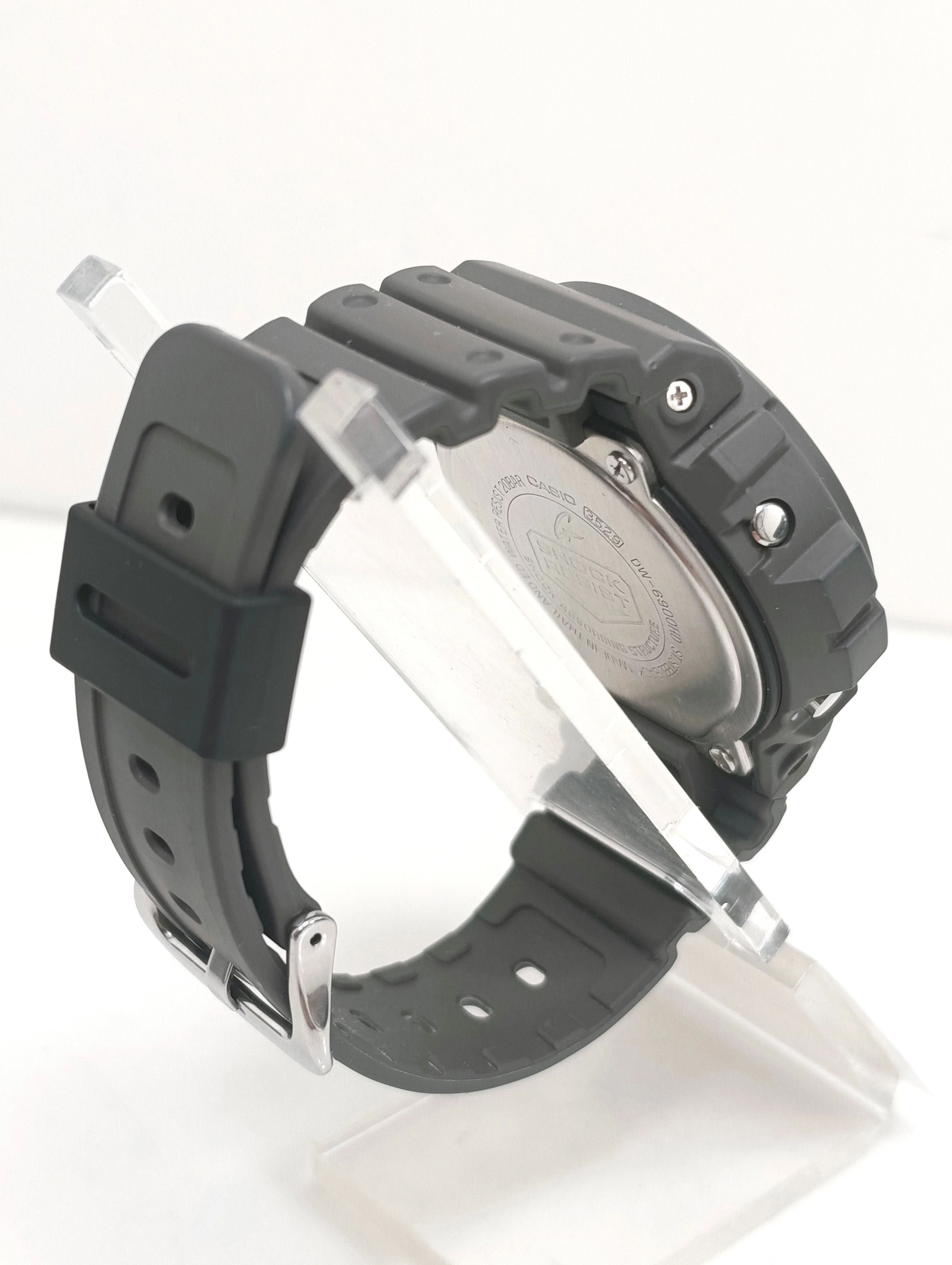 zegarek-g-shock-dw-6900hd-8er-funkcje-220-1