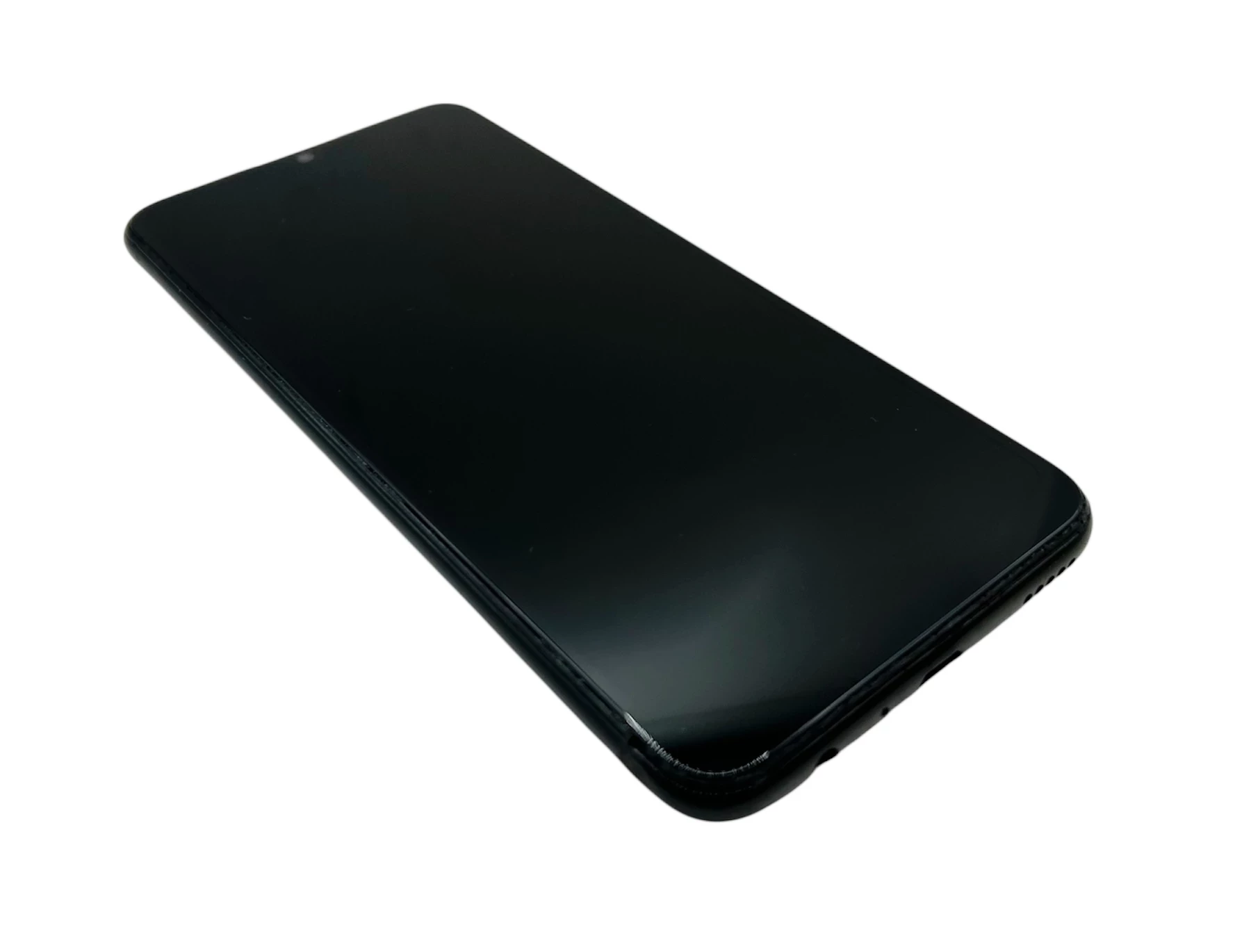 telefon-huawei-p-smart-2019-364gb-case-przekatna-ekranu-621