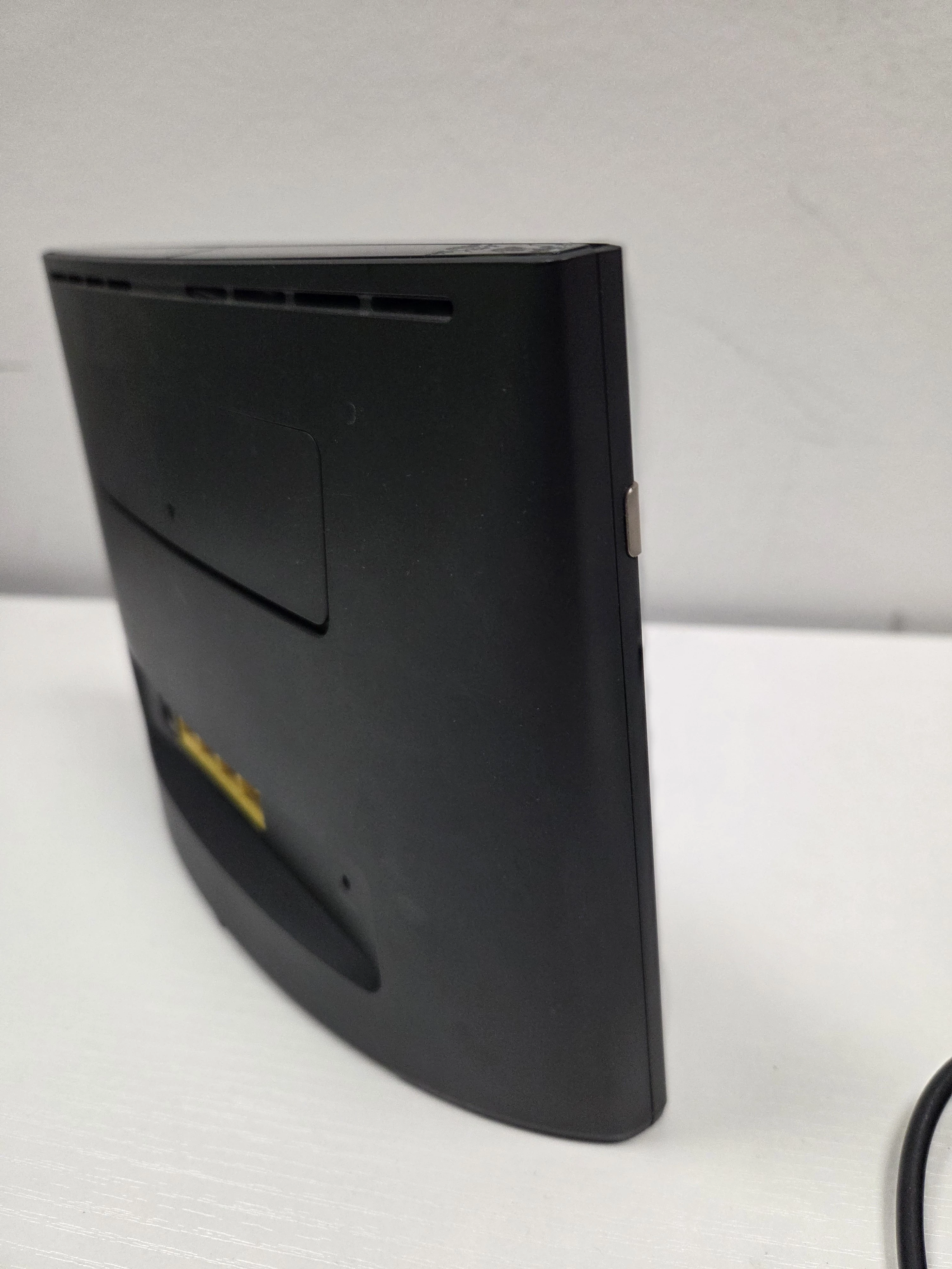 router-huawei-b525s-23a-zasilacz-tryb-pracy-4449-256