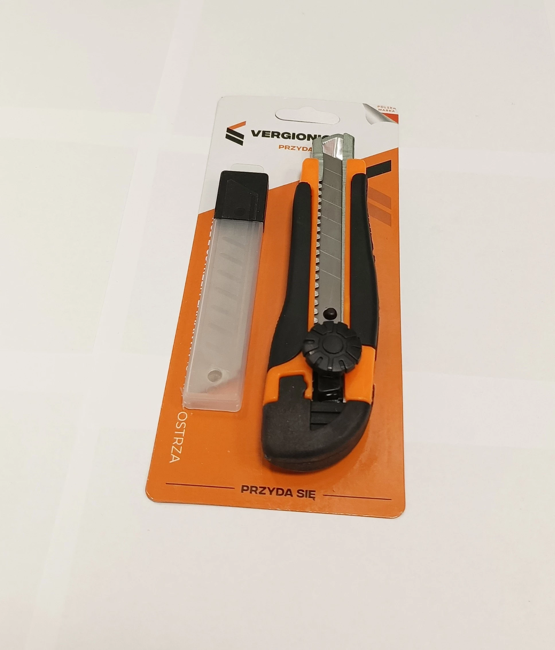 noz-do-tapet-vergionic-18-mm-ean-gtin-5904238417065