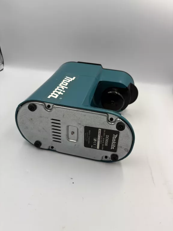 ekspress-przelewowy-makita-dcm500z-pojemnosc-015