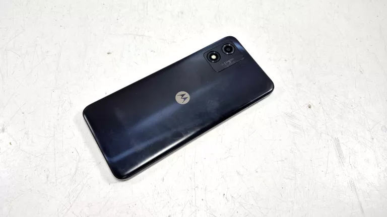 telefon-motorola-moto-e13-464gb-typ-202685-212929