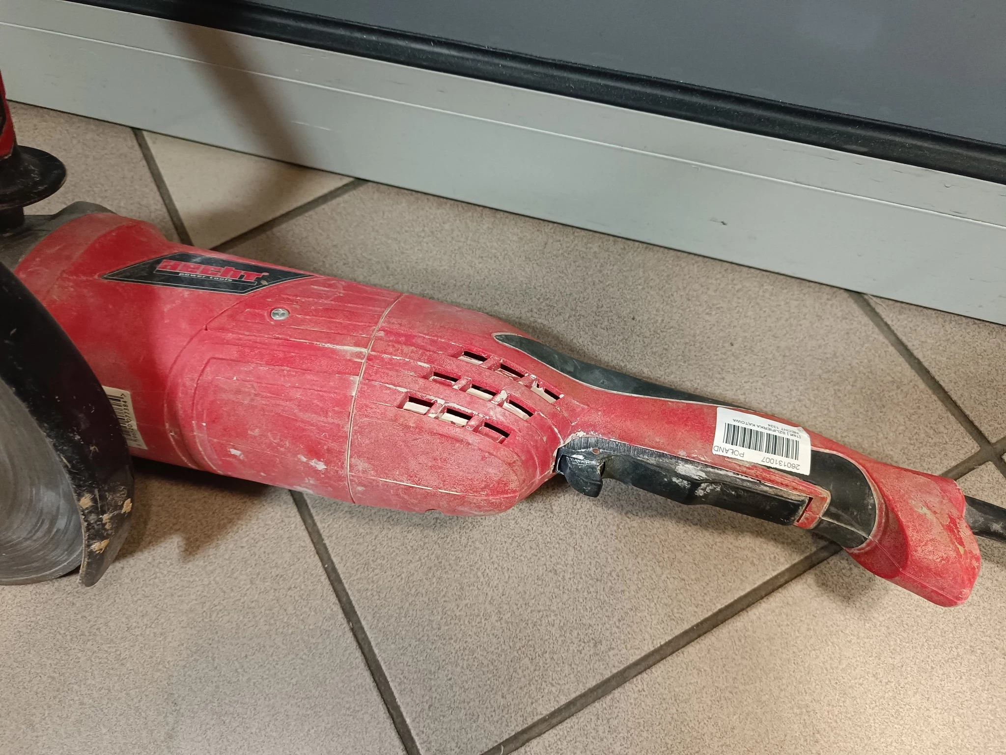 szlifierka-katowa-hecht-1324-2200w-wolny-start-kod-producenta-hecht1324