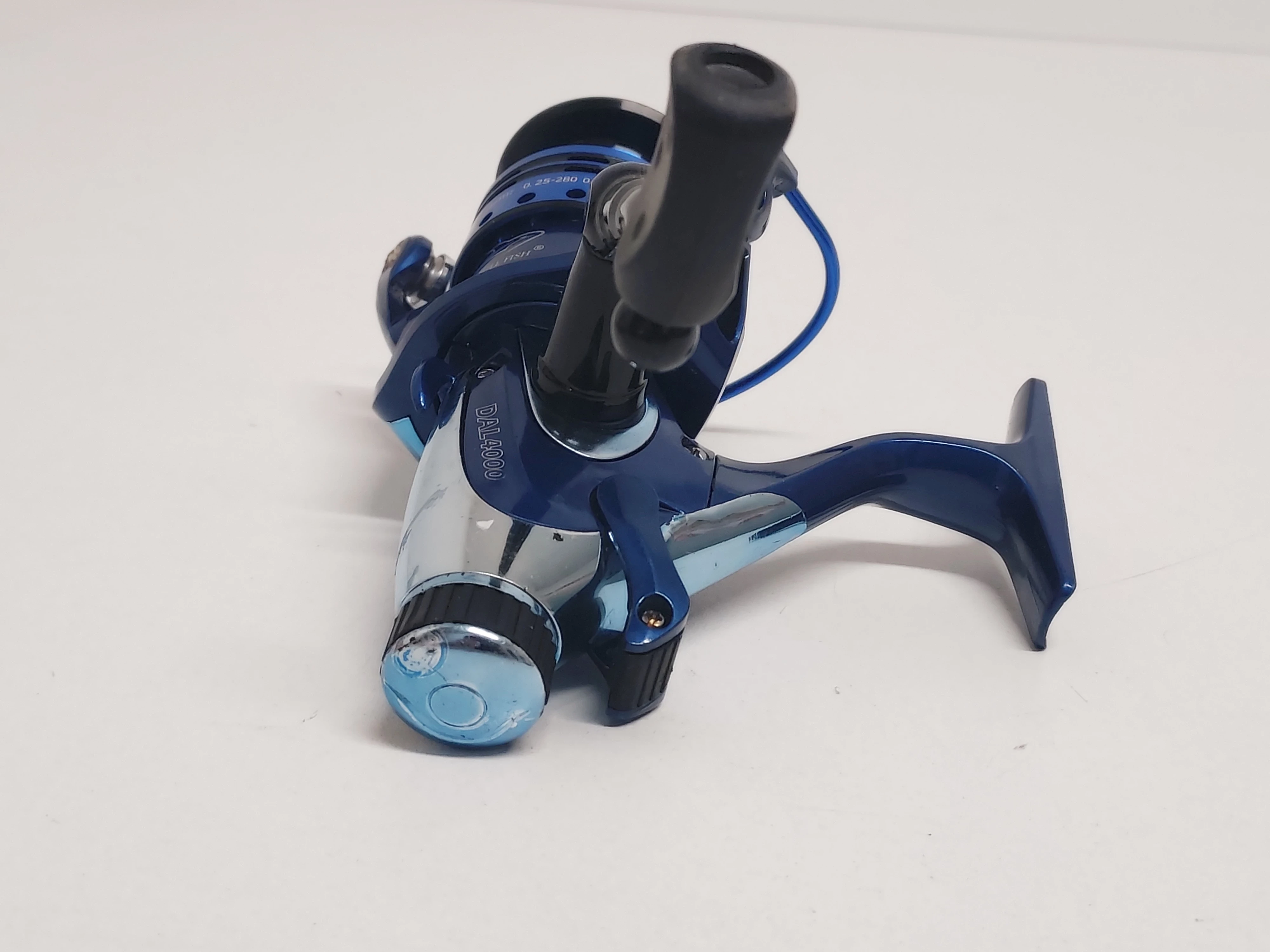 kolowrotek-miracle-fish-dal4000-stan-11323-2