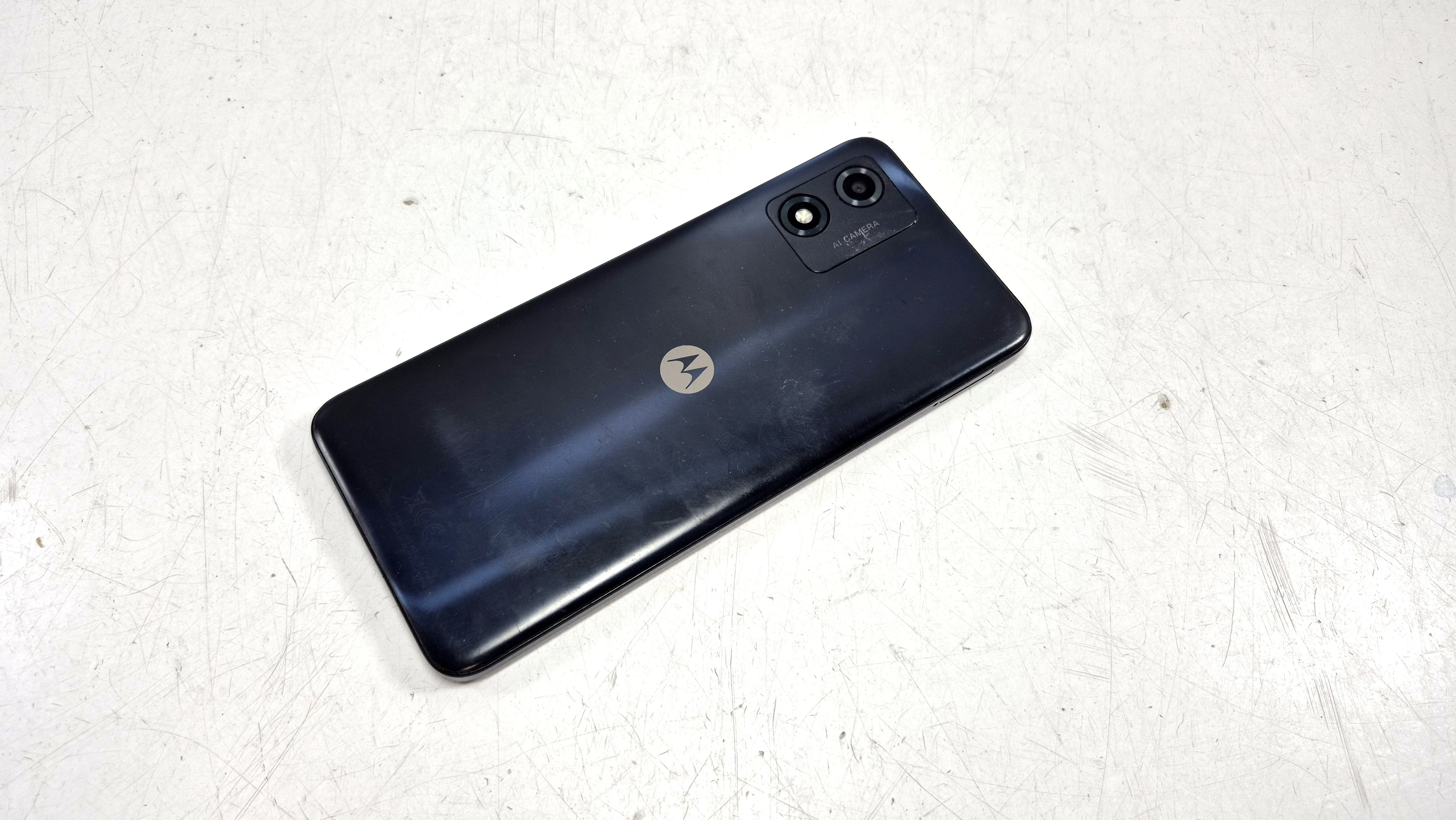 telefon-motorola-moto-e13-464gb-typ-202685-212929