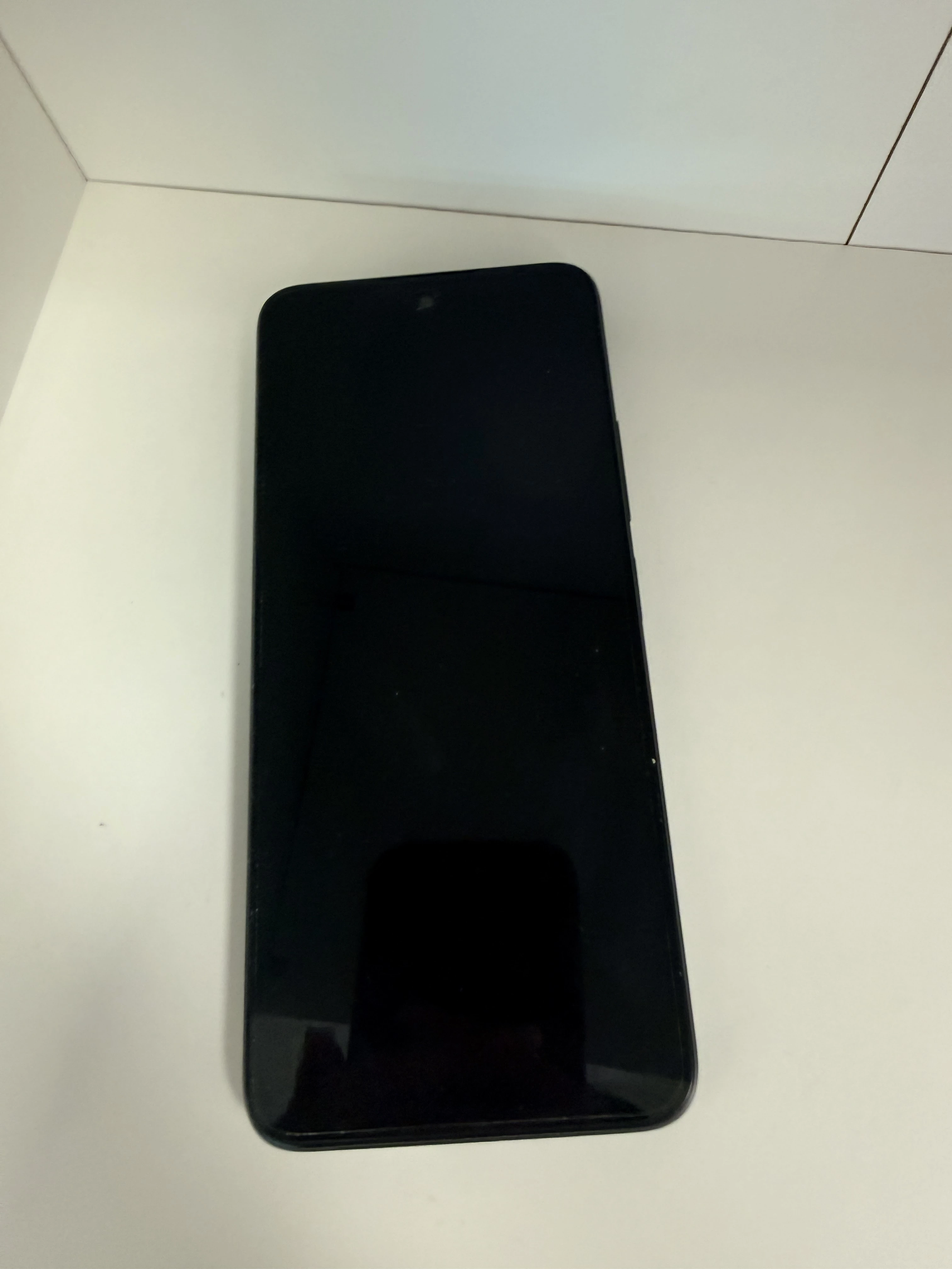 telefon-xiaomi-redmi-12-typ-202685-212929