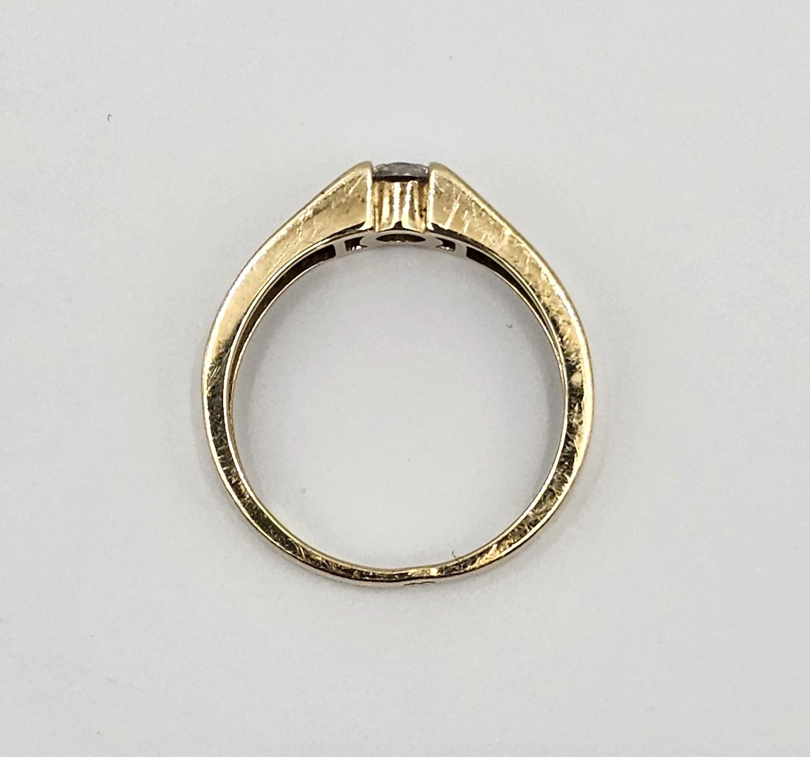 zloty-pierscionek-333-239g-r12-kamien-17088-4194304