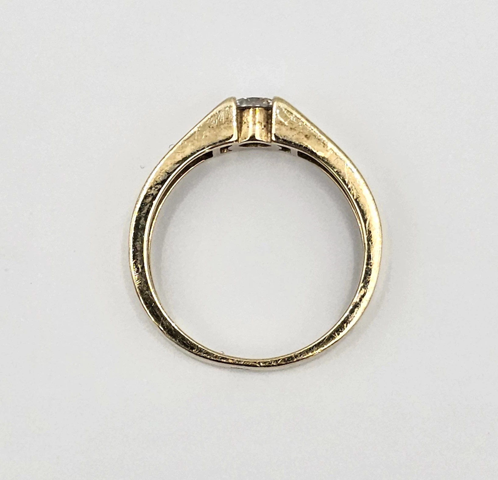 zloty-pierscionek-333-239g-r12-rozmiarsrednica-wew-mm-372-12