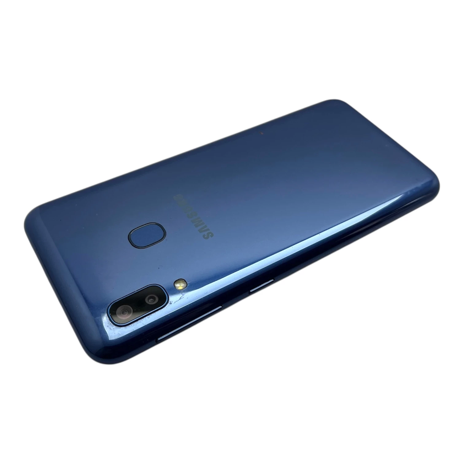 samsung-galaxy-a20e-580-332gb-813mpx-3000mah-przekatna-ekranu-580