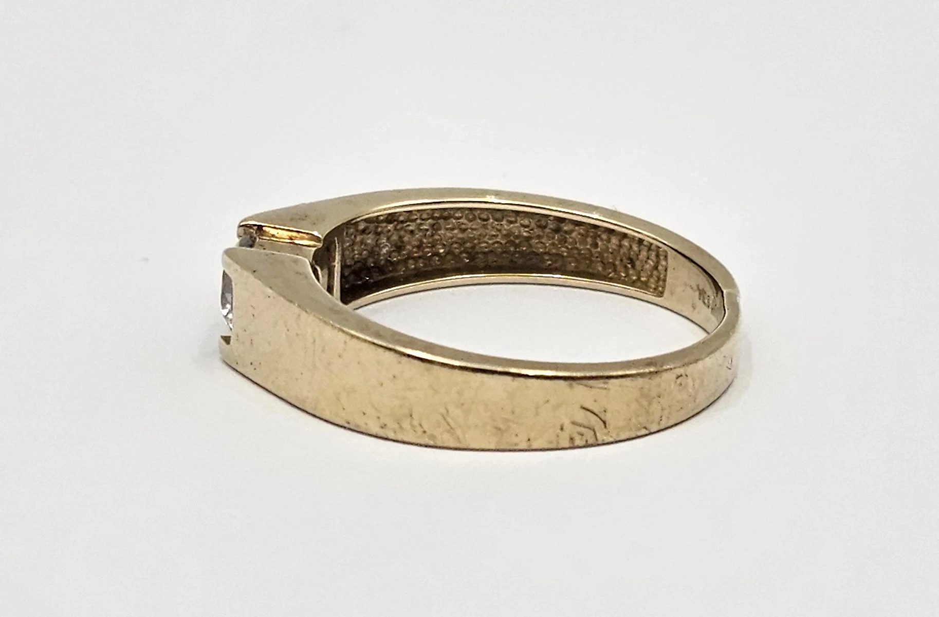 zloty-pierscionek-333-239g-r12-stan-11323-2