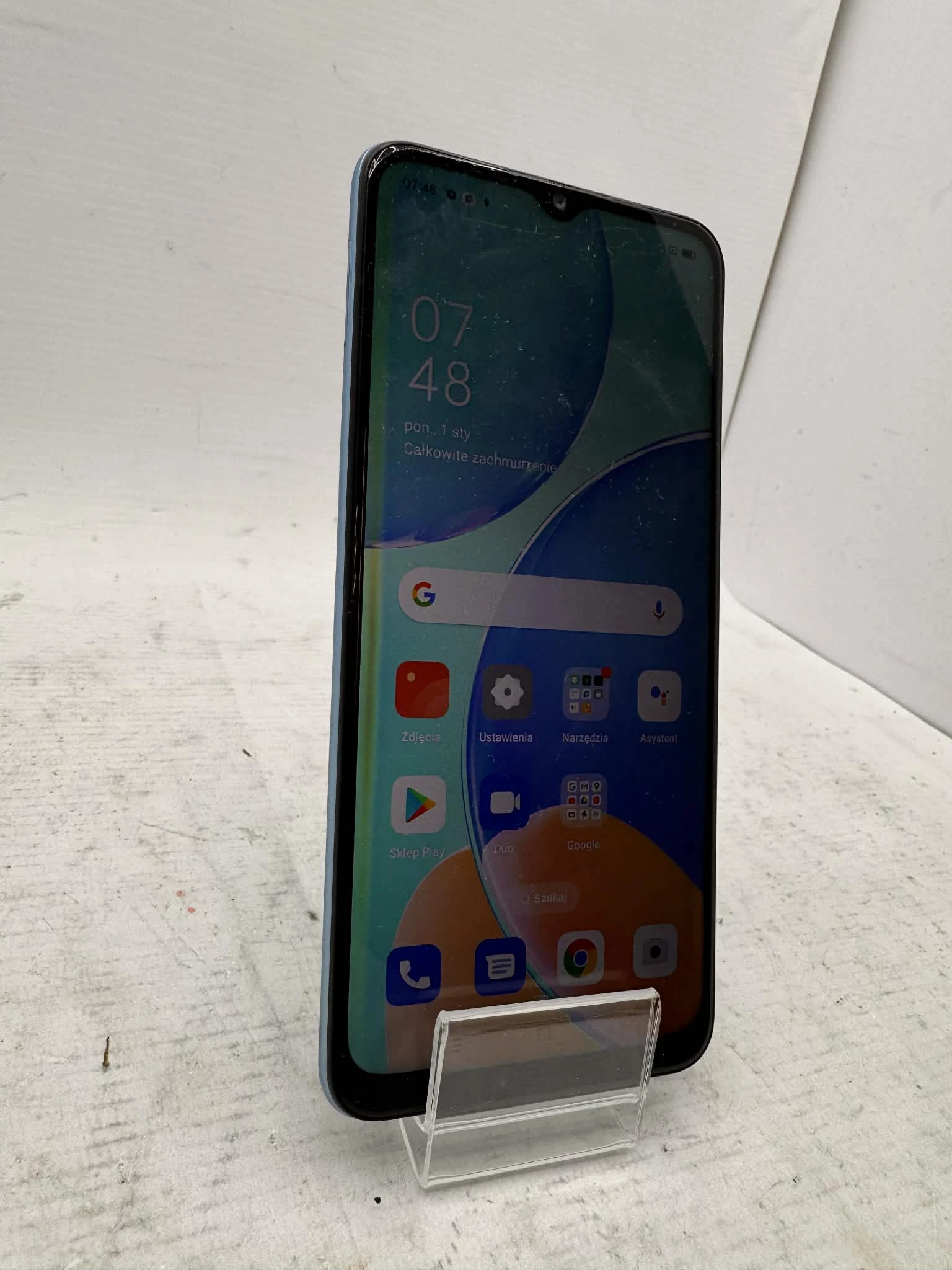 telefon-oppo-a15s-64gb-pasek-na-ekranie-przekatna-ekranu-652