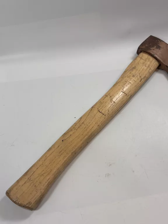 siekiera-srednia-marka-248811-978329