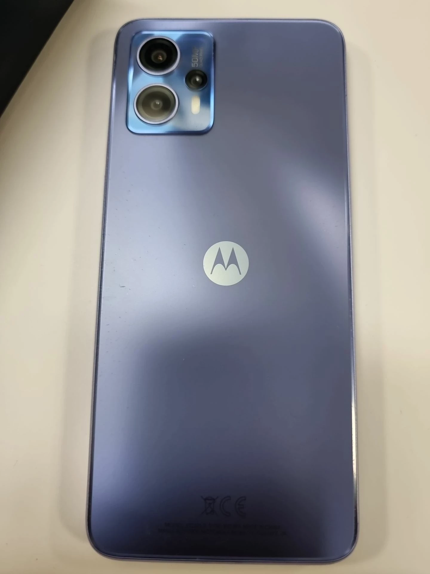 telefon-motorola-g13-kod-producenta-pawv0017se