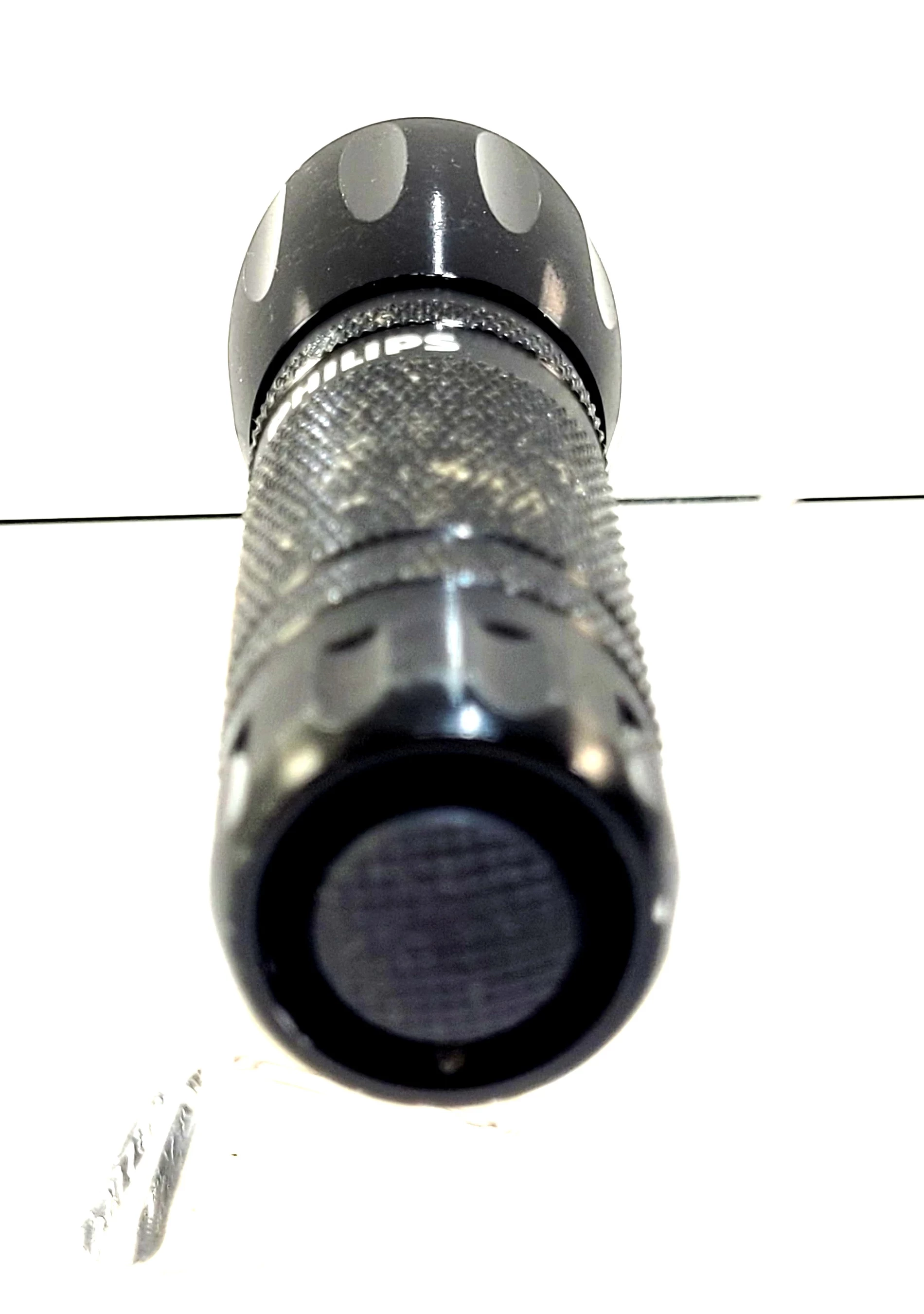 latarka-klasyczna-philips-120-lm-led-kod-producenta-sfl4000t10