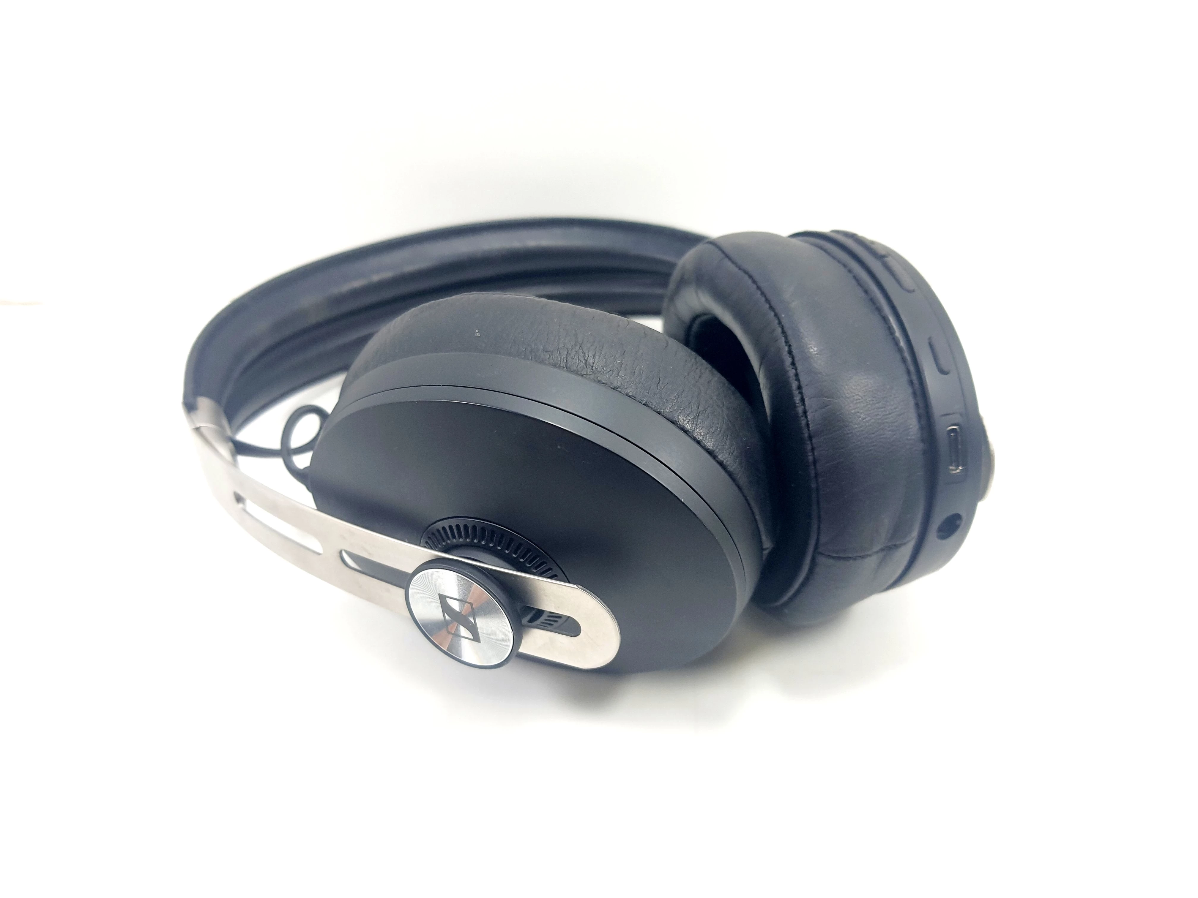 sluchawki-sennheiser-momentum-m3-aebt-xl-anc-czarny-transmisja-sygnalu-203713-217785