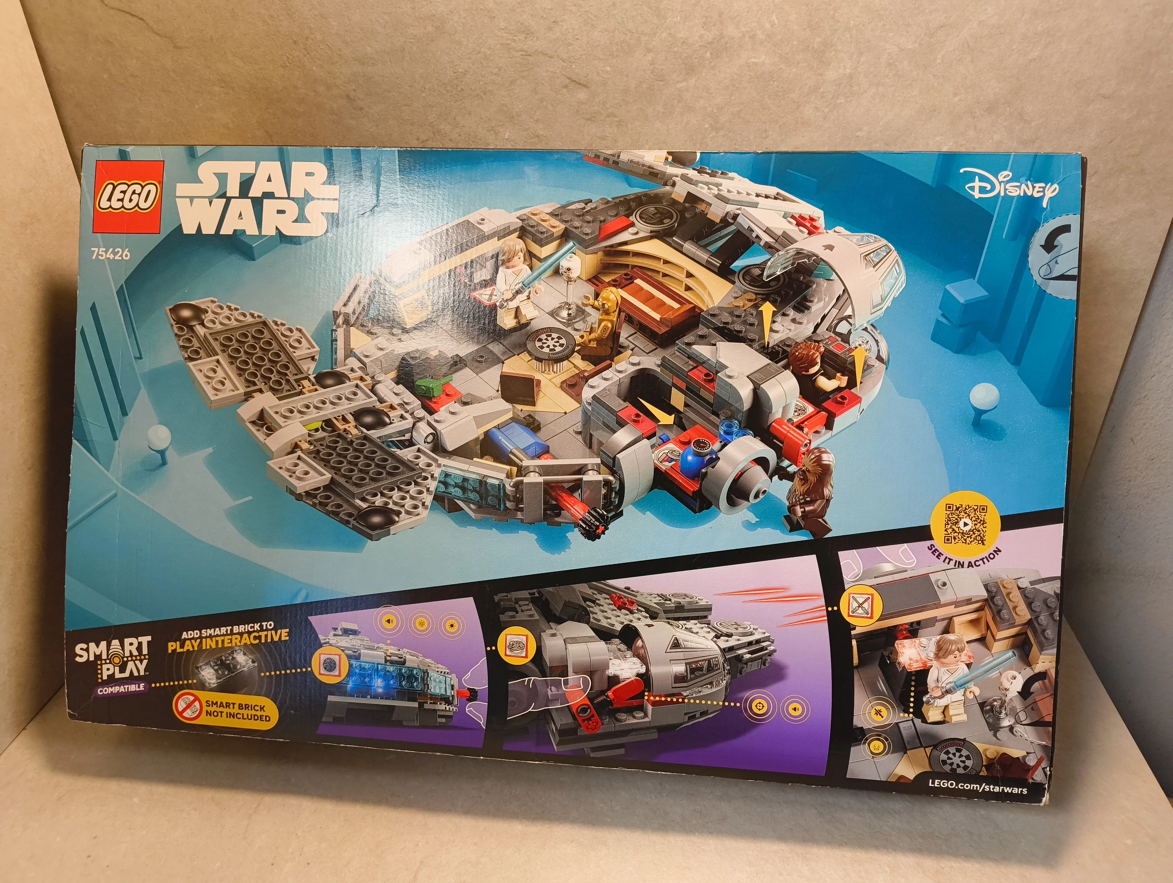 lego-star-wars-75426-smart-play-sokol-millennium-stan-11323-2