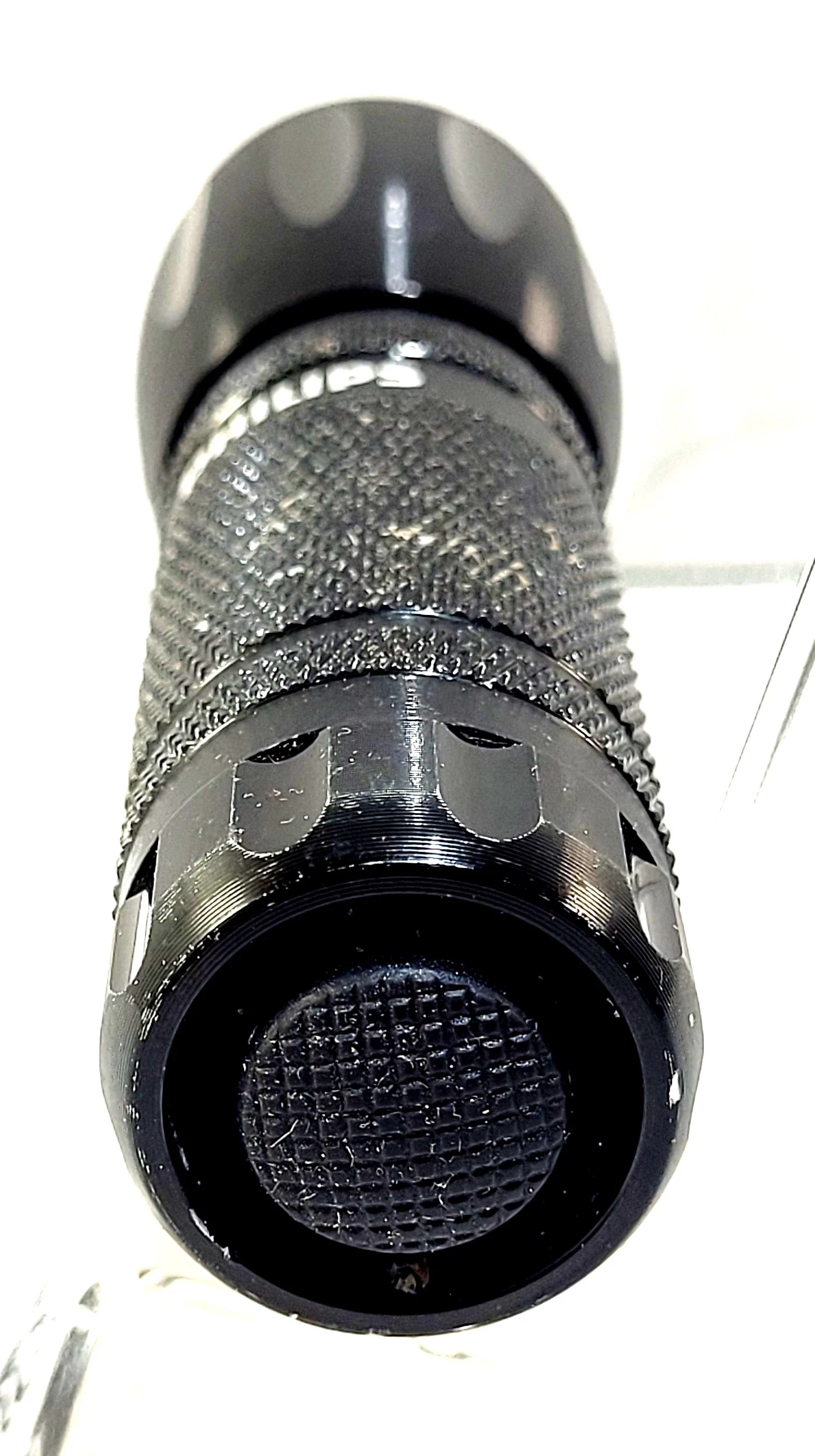 latarka-klasyczna-philips-120-lm-led-rodzaj-16428-2