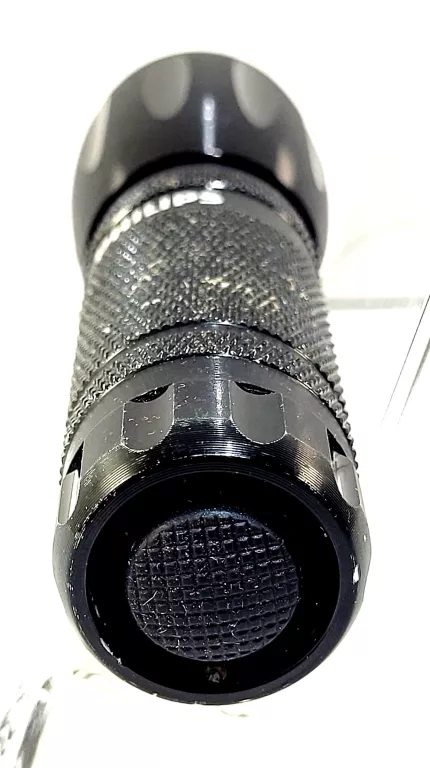 latarka-klasyczna-philips-120-lm-led-rodzaj-16428-2