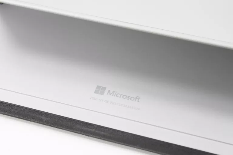 tablet-microsoft-surface-go-3-i3-10100y-8gb-128gb-105-rysik-kod-producenta-8vd-00033