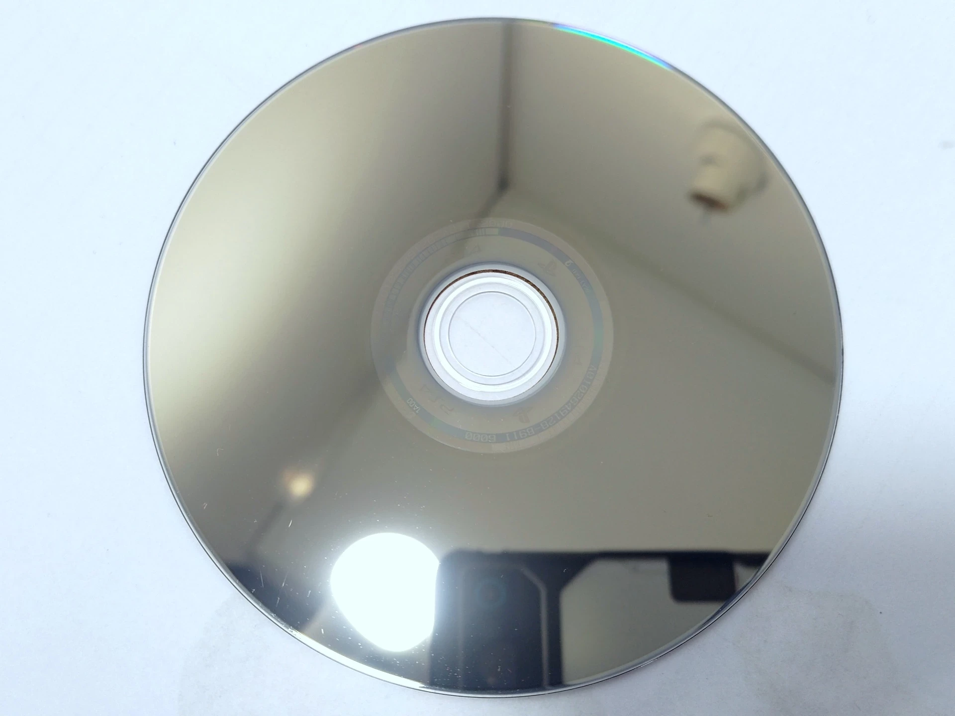 gra-ps4-uncharted-4-kres-zlodzieja-wersja-jezykowa-216085-1