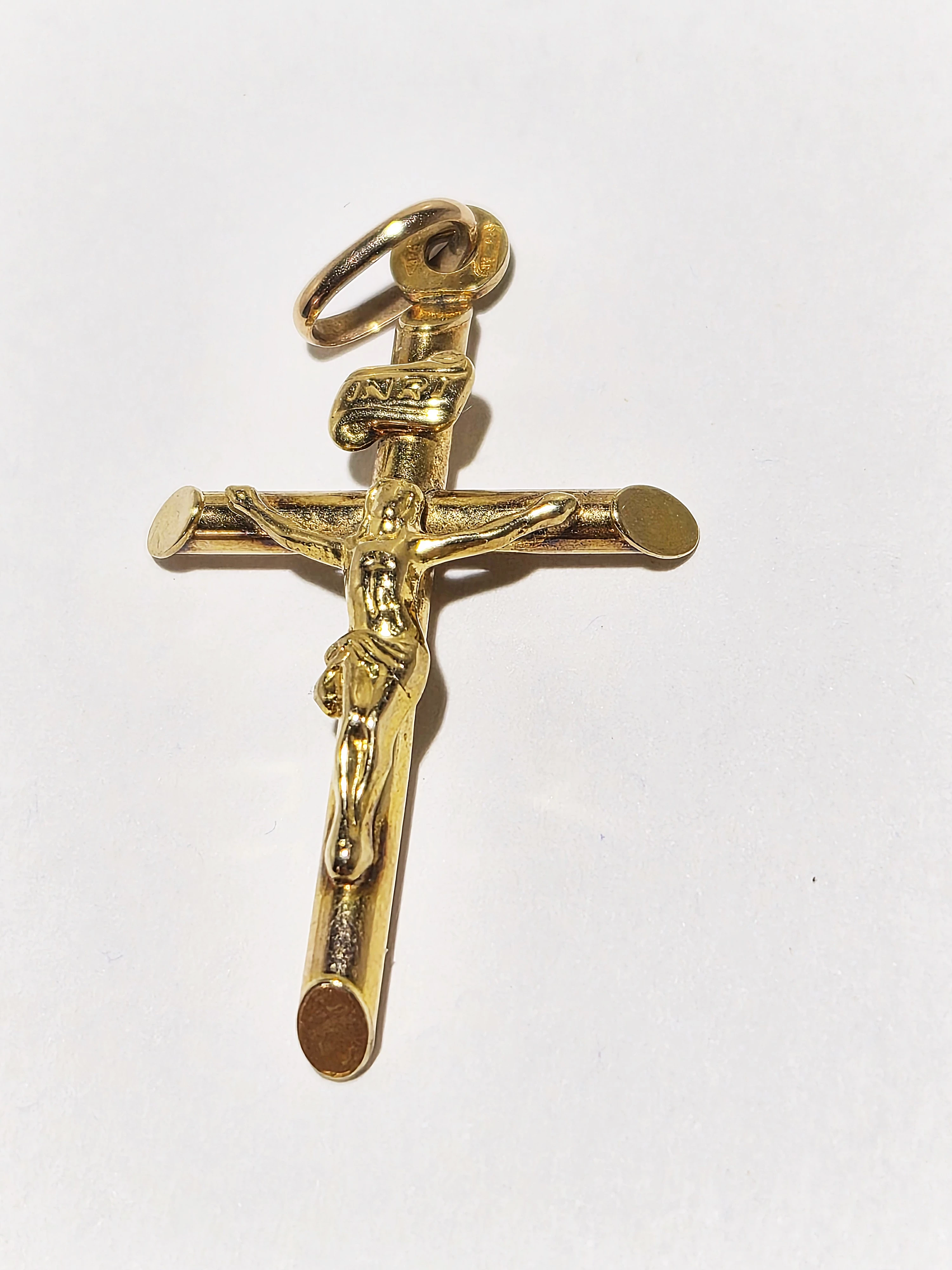 sliczny-9k-zloty-krzyzyk-z-chrystusem-093g-rodzaj-2205-2