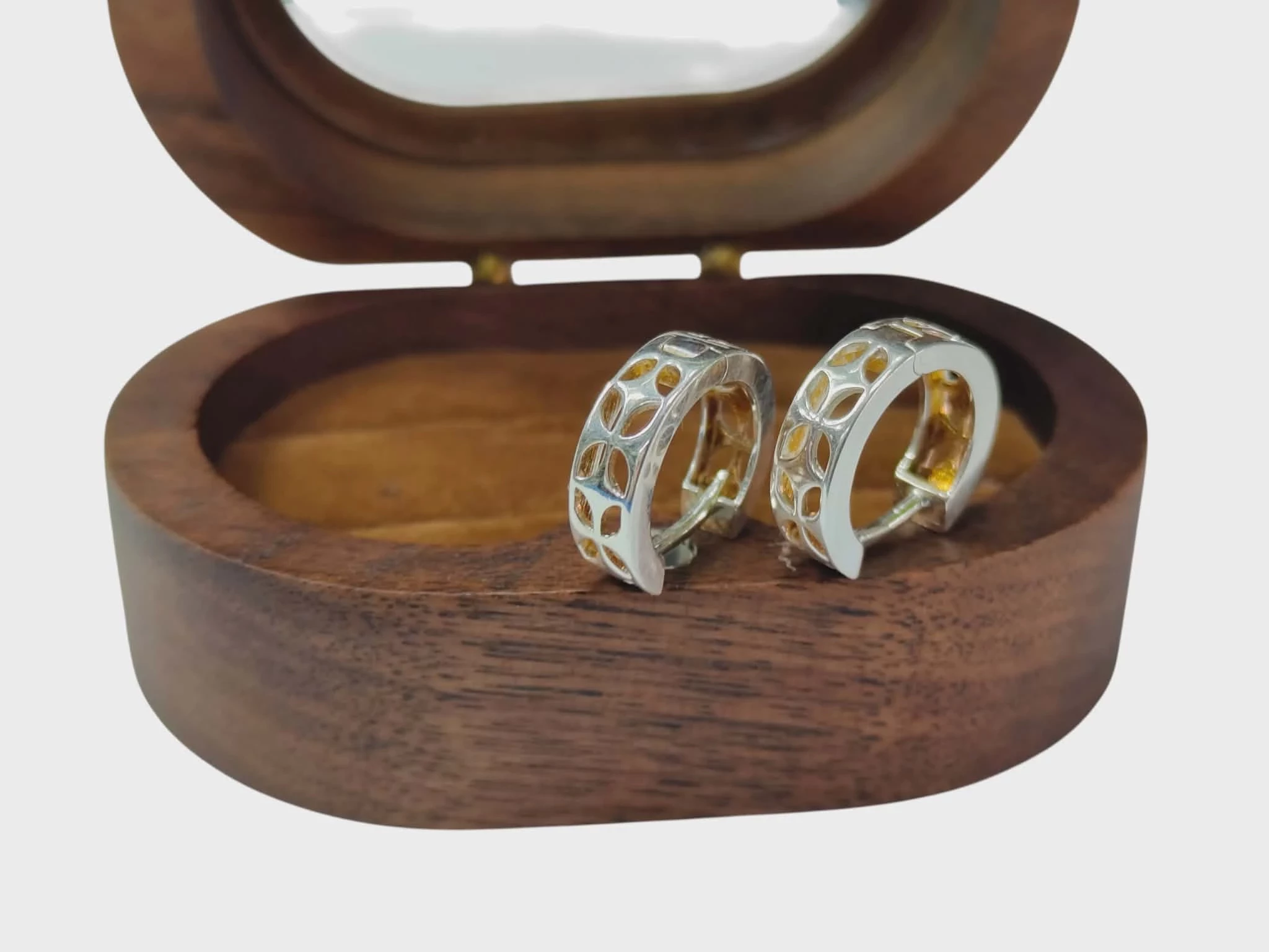 subtelne-srebrne-kolczyki-azurek-srebro-925-waga-264-g-rodzaj-2205-2