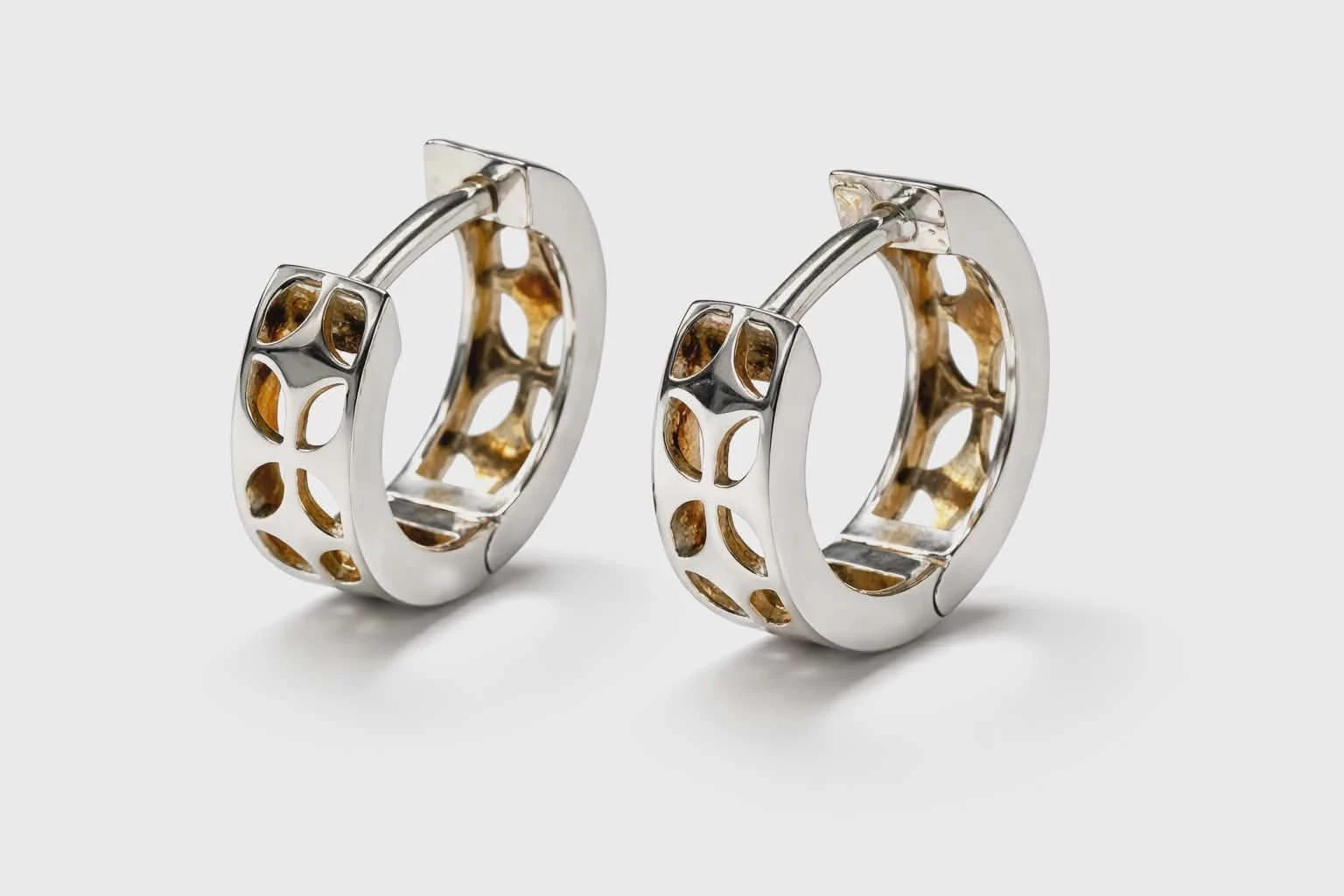 subtelne-srebrne-kolczyki-azurek-srebro-925-waga-264-g-11-listopada-4-lask-palladium