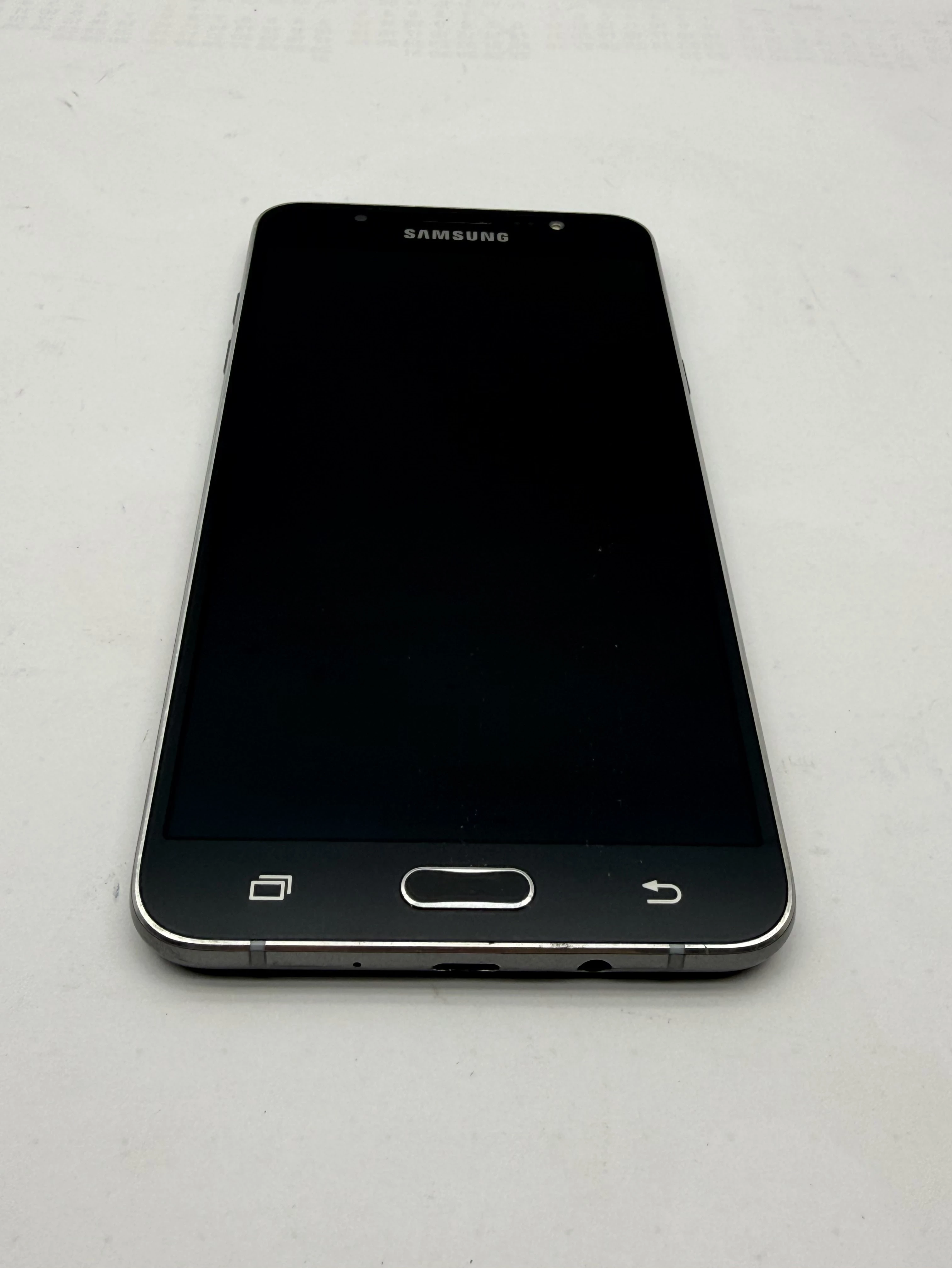 telefon-samsung-galaxy-j7-16gb-typ-202685-212929