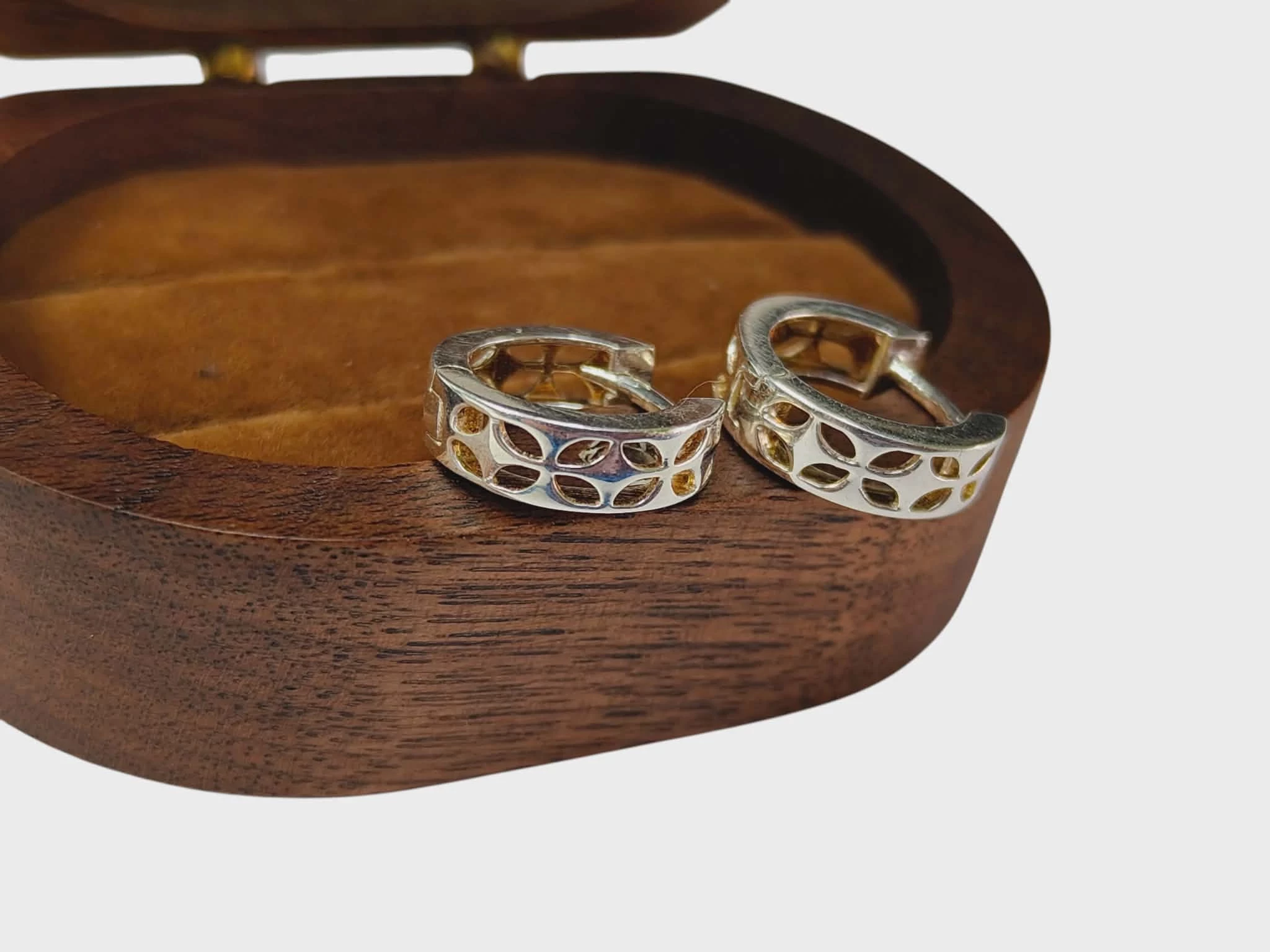 subtelne-srebrne-kolczyki-azurek-srebro-925-waga-264-g-material-15835-4