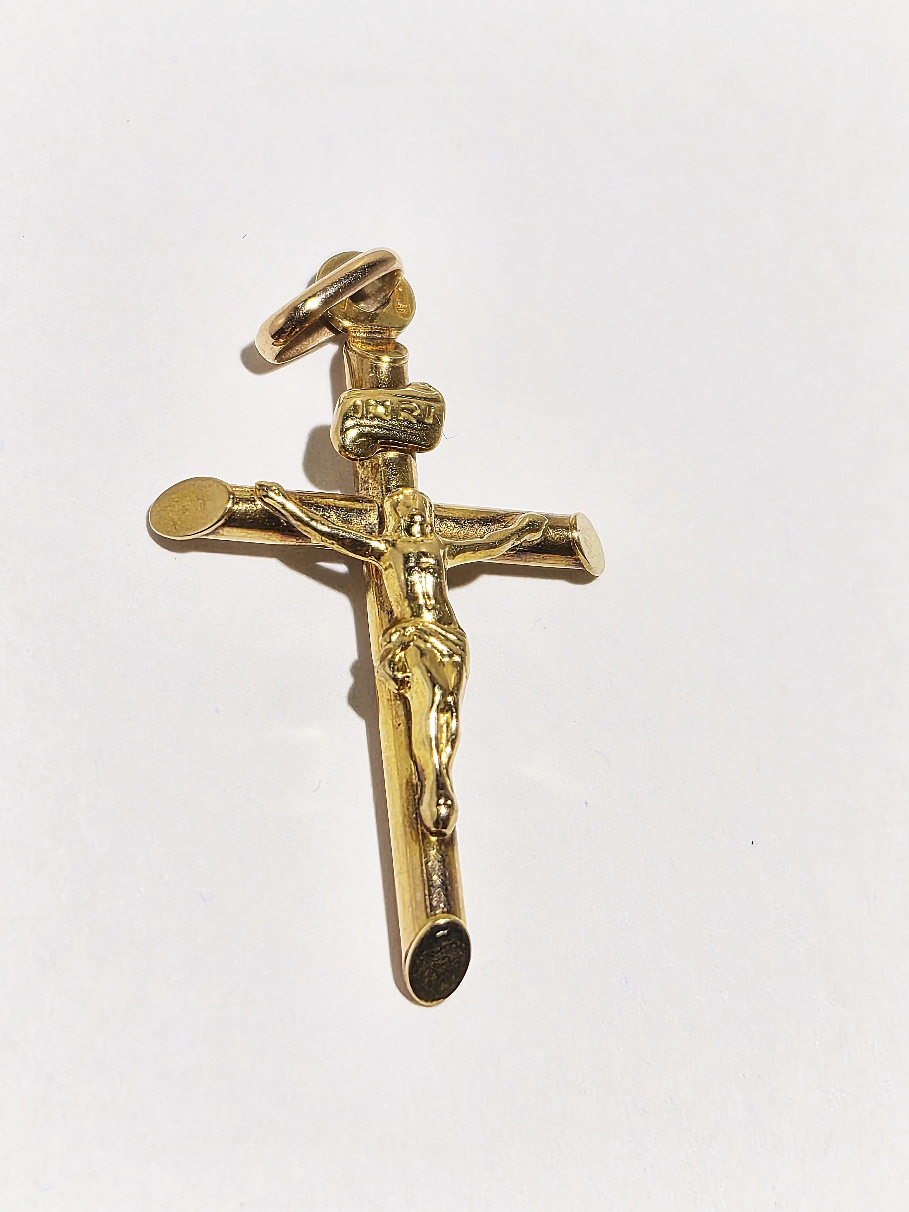 sliczny-9k-zloty-krzyzyk-z-chrystusem-093g-stan-11323-2