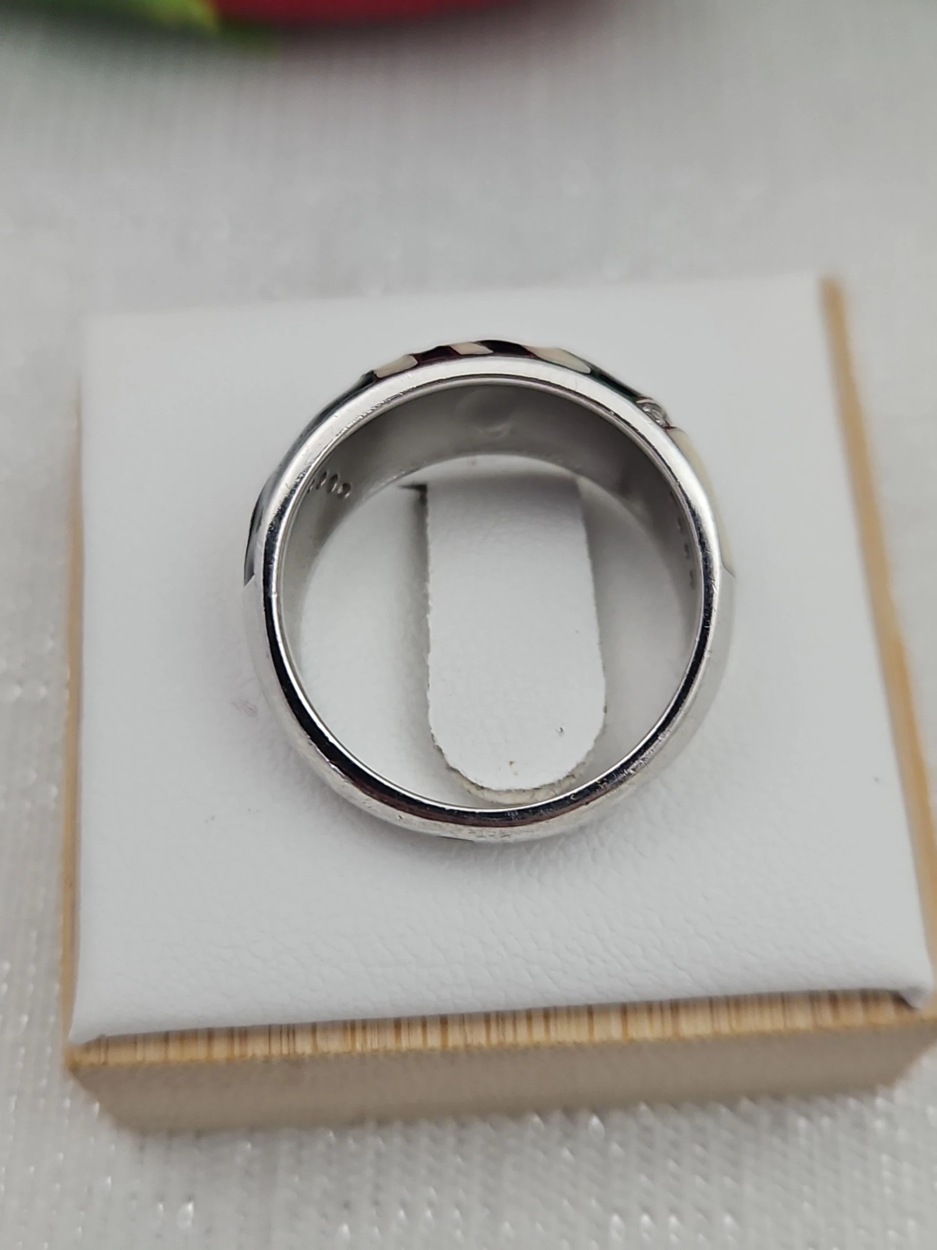 srebrny-pierscionek-587-g-925-ean-gtin-5906803355116