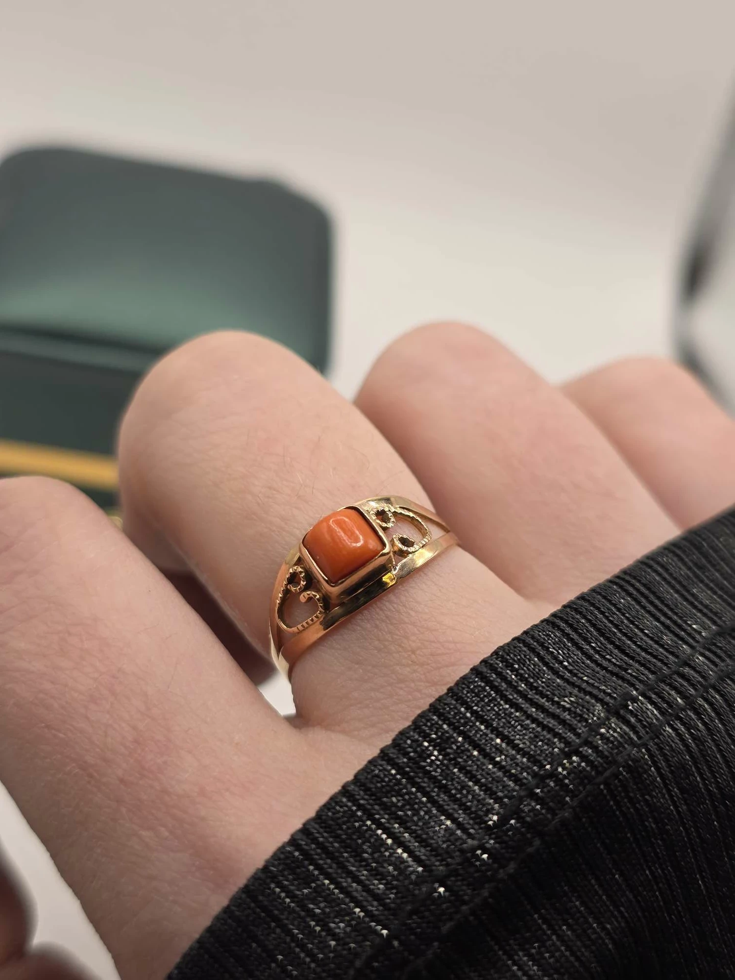 wyrob-jubilerski-uzywany-zloto-1x-pierscionek-material-15835-2