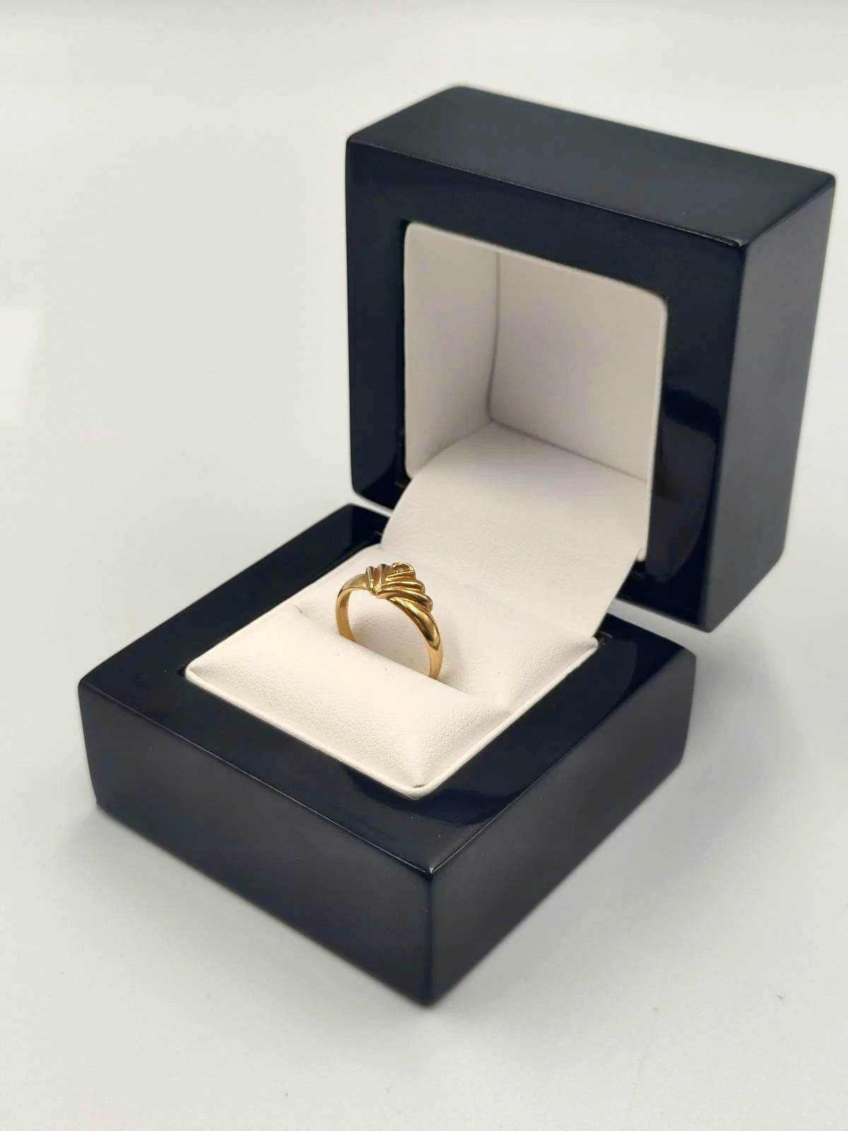 zloty-pierscionek-154-g-14-k-585-r-9-rodzaj-2205-2