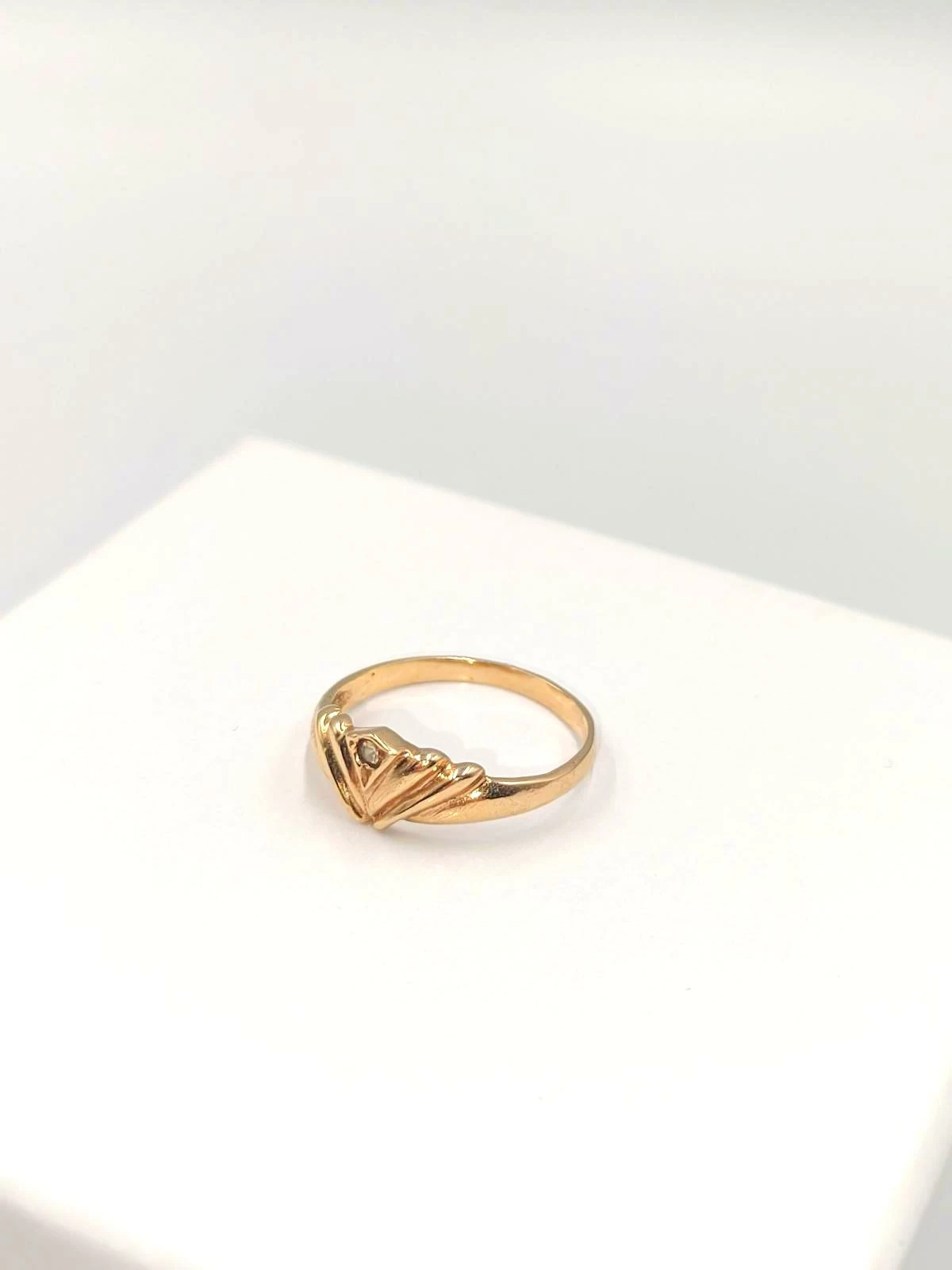 zloty-pierscionek-154-g-14-k-585-r-9-kamien-17088-524288