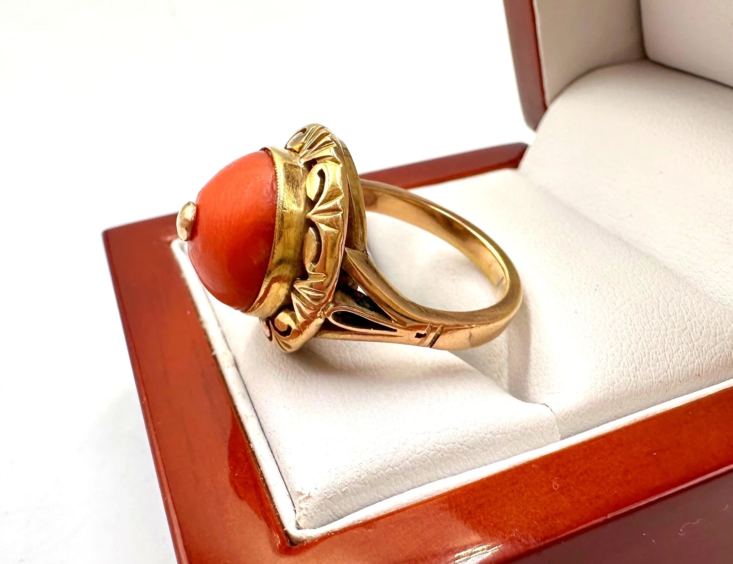 zloty-pierscionek-z-naturalnym-koralem-r15-950g-p585-kopula-kamien-17088-33554432