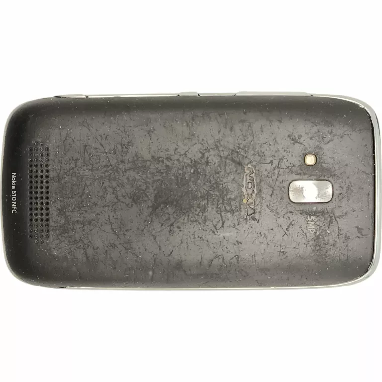 smartfon-nokia-lumia-610-nfc-256-mb-8-gb-3g-5mp-windowsphone-przekatna-ekranu-370