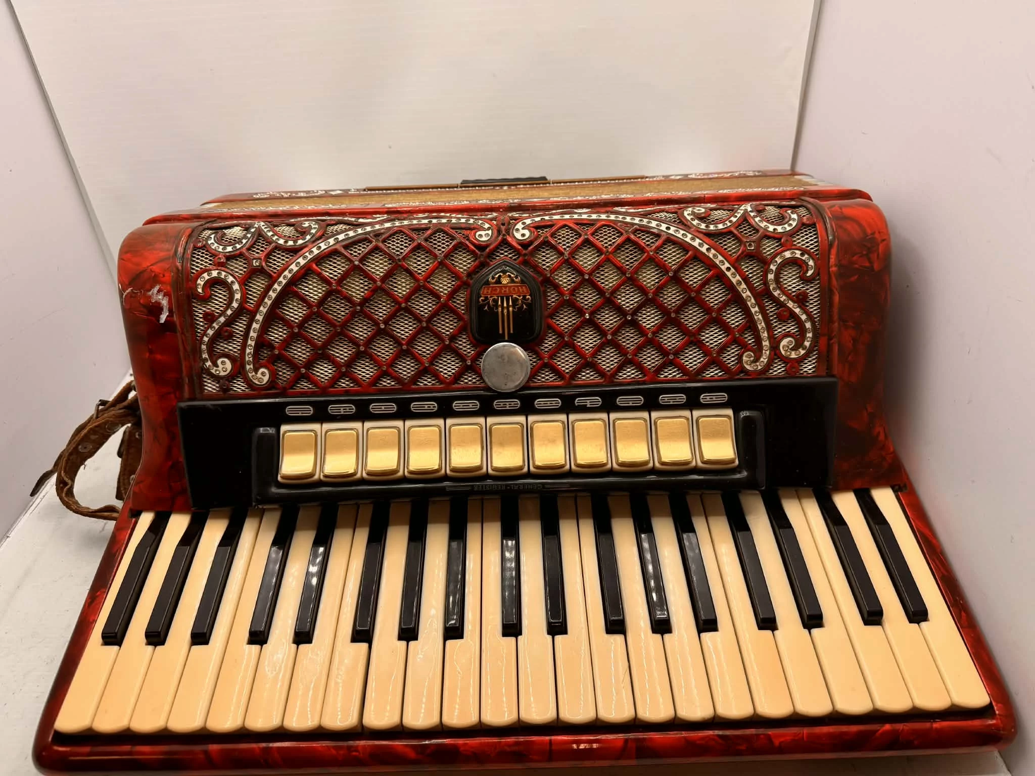 akordeon-horch-120-basow-sam-stan-11323-2