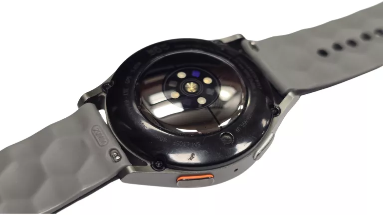 smartwatch-samsung-galaxy-watch-7-l305f-40mm-material-koperty-212886-258014