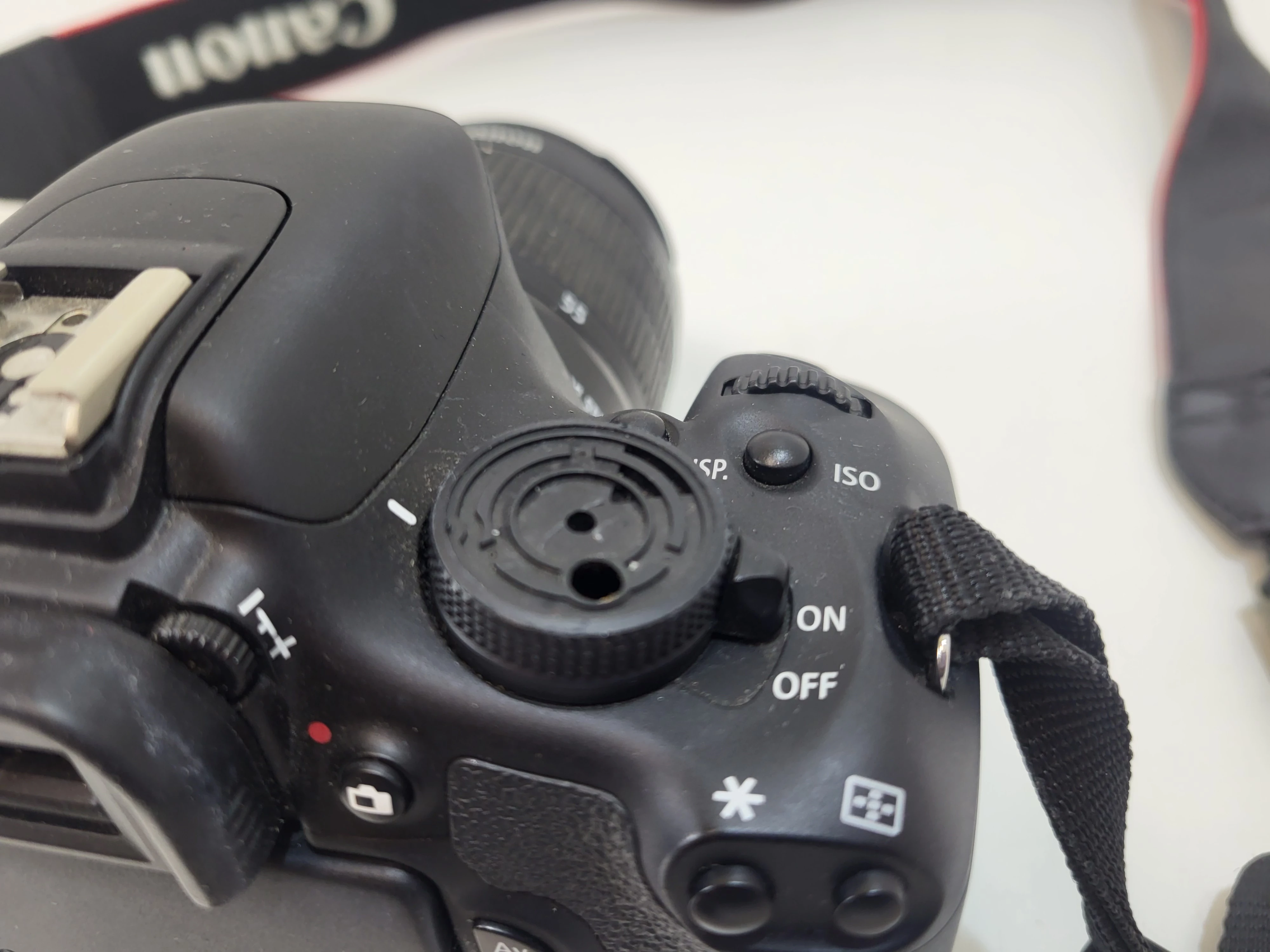 canon-eos-600d-obiektyw-efs-18-55mm-ean-gtin-3606501409365