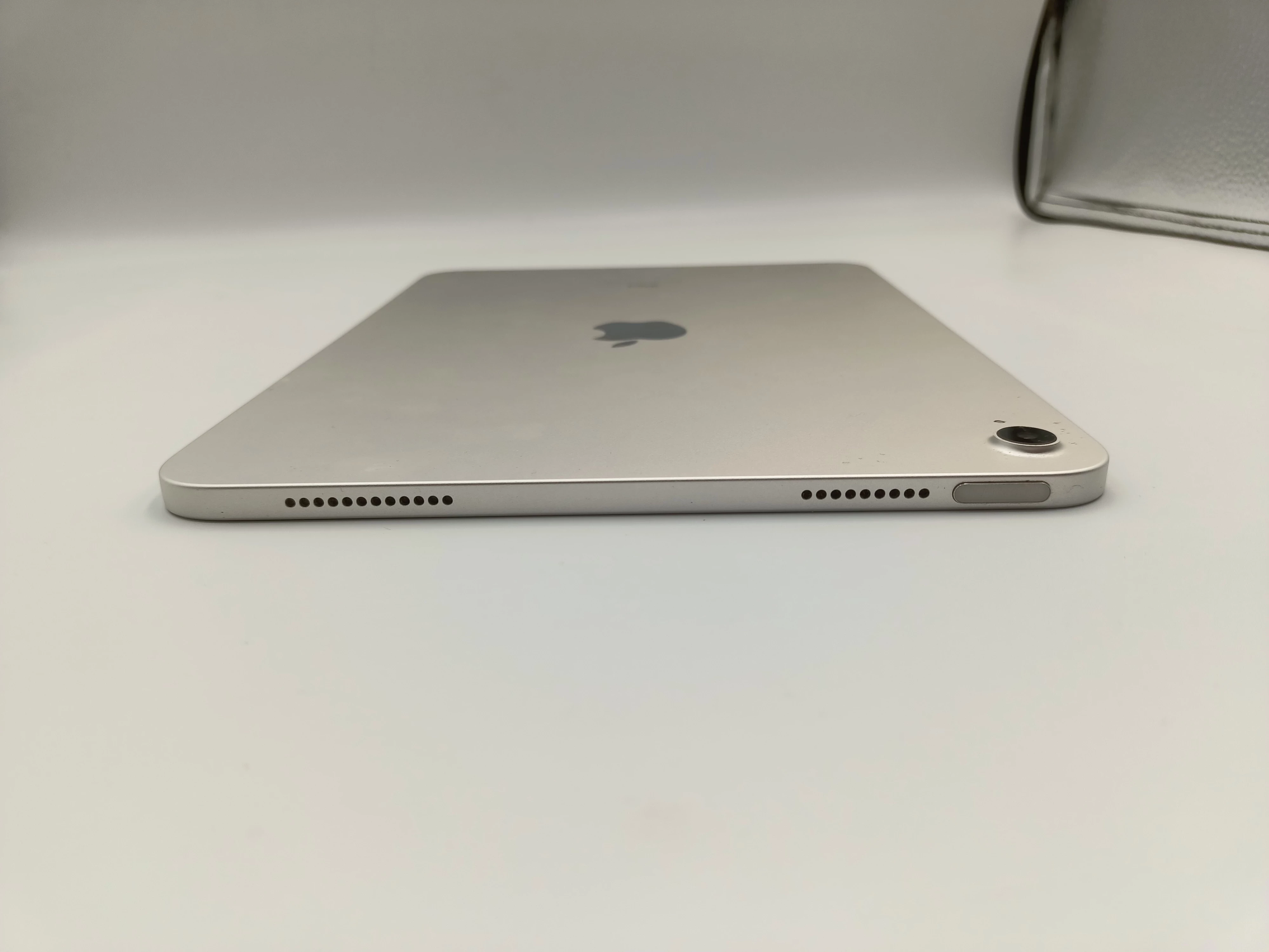 tablet-apple-ipad-10-gen-wi-fi-64gb-pudelko-kod-producenta-mpq03fda