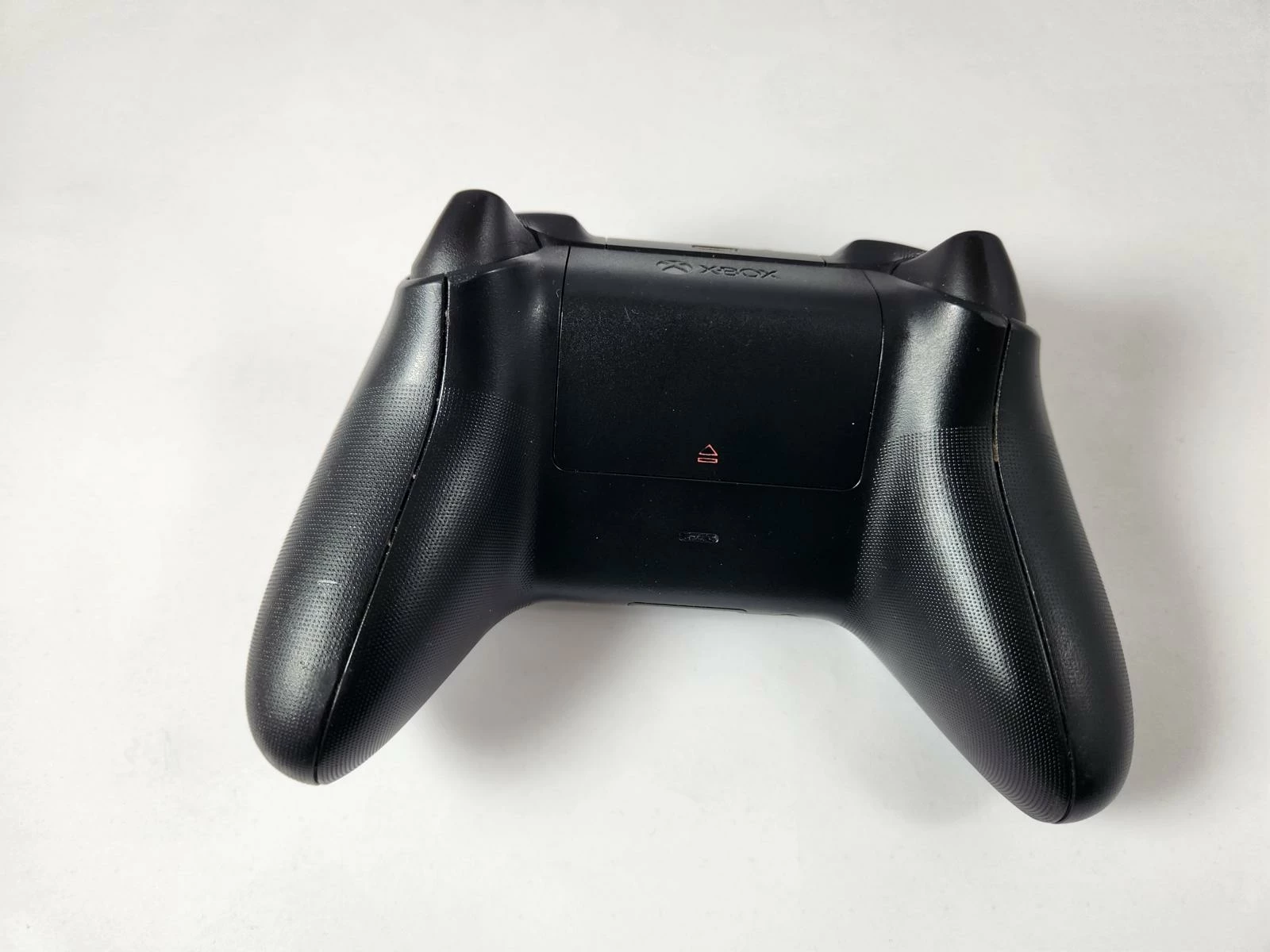 konsola-xbox-one-s-1tb-pad-6-gier-zestaw-kod-producenta-234-01007