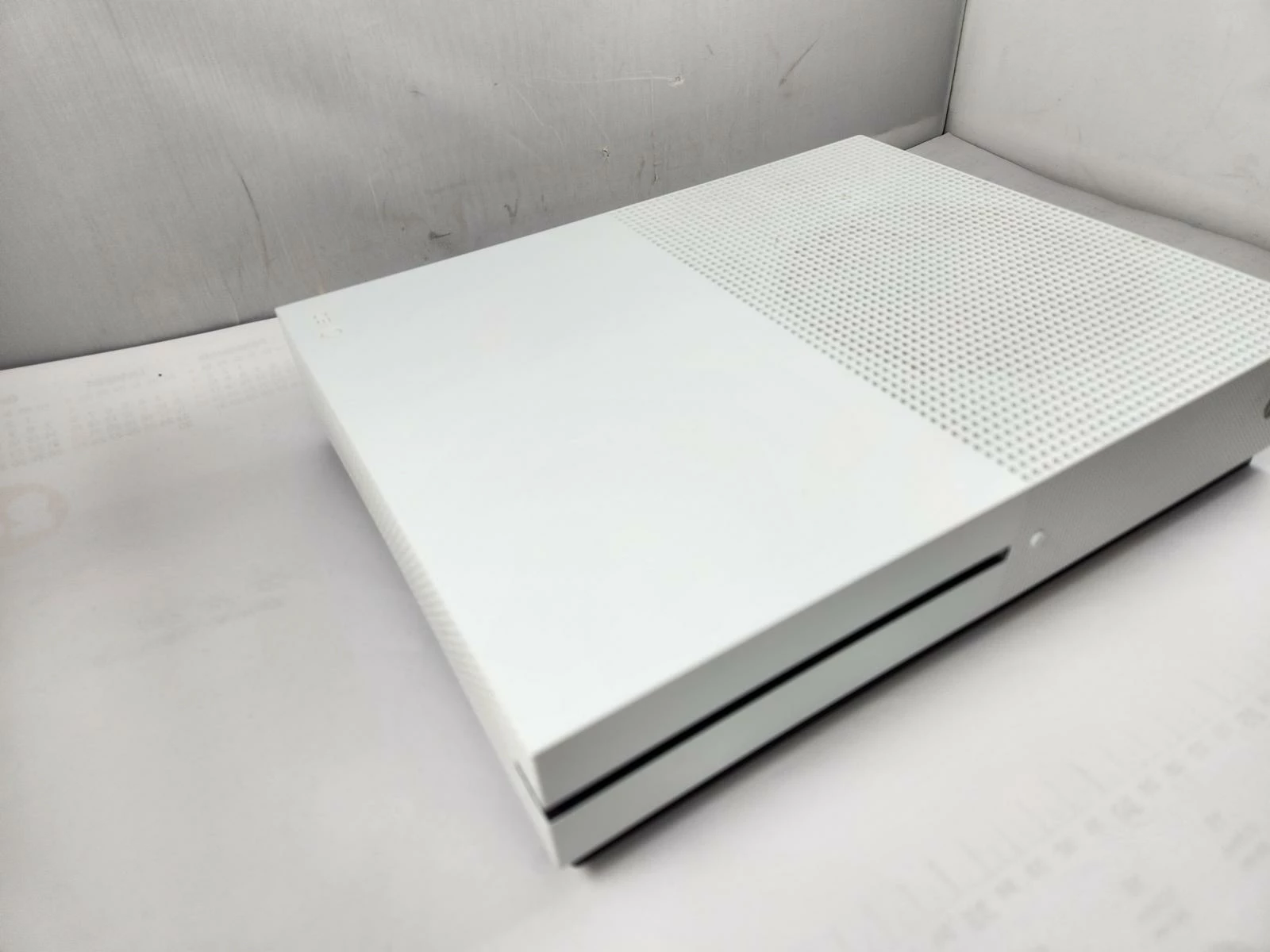 konsola-xbox-one-s-1tb-pad-6-gier-zestaw-stan-11323-2