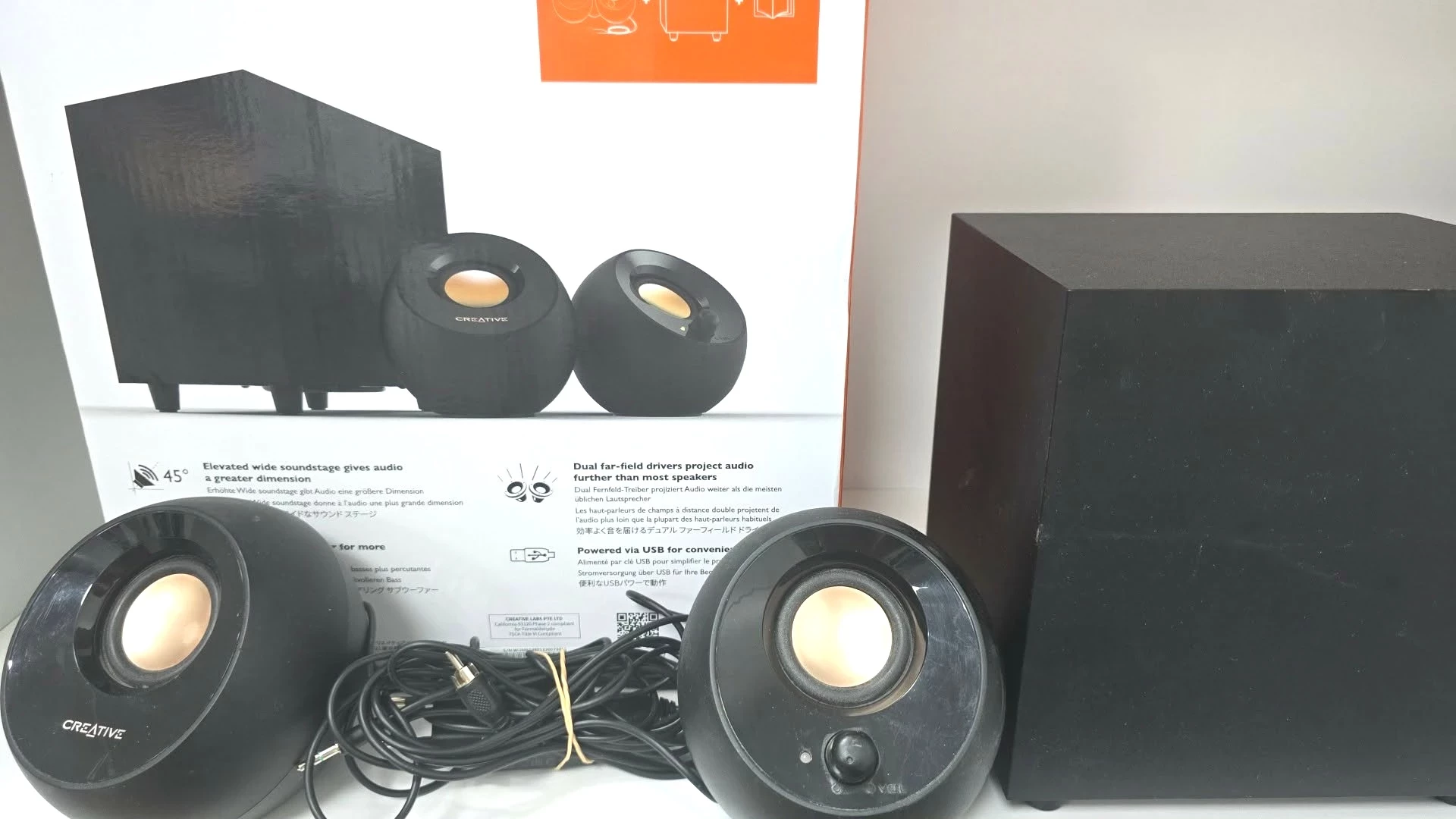 glosniki-creative-pebble-plus-modern-21pudelko-wojskowa-11-sj-siedlce