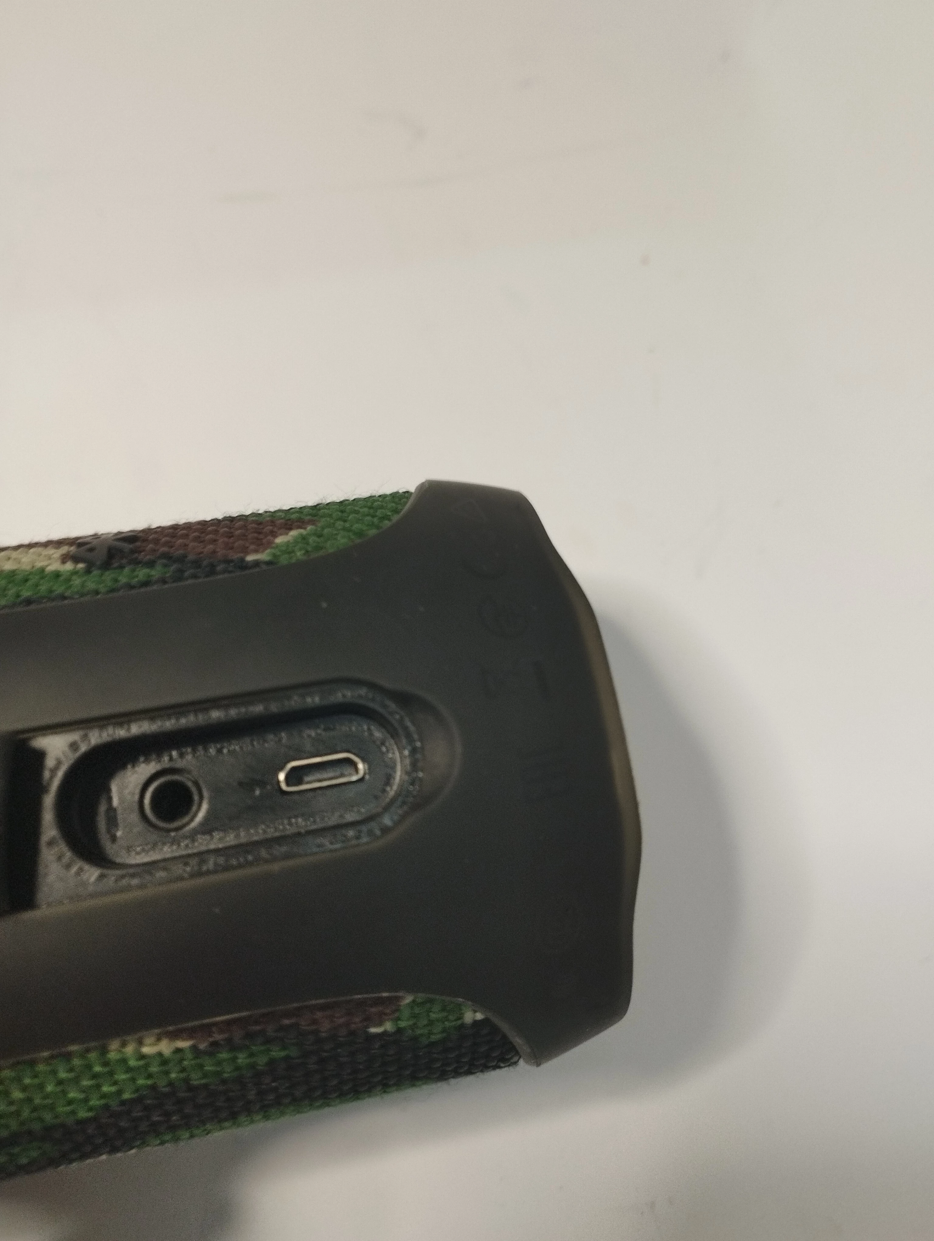 glosnik-jbl-flip-4-funkcje-221089-64