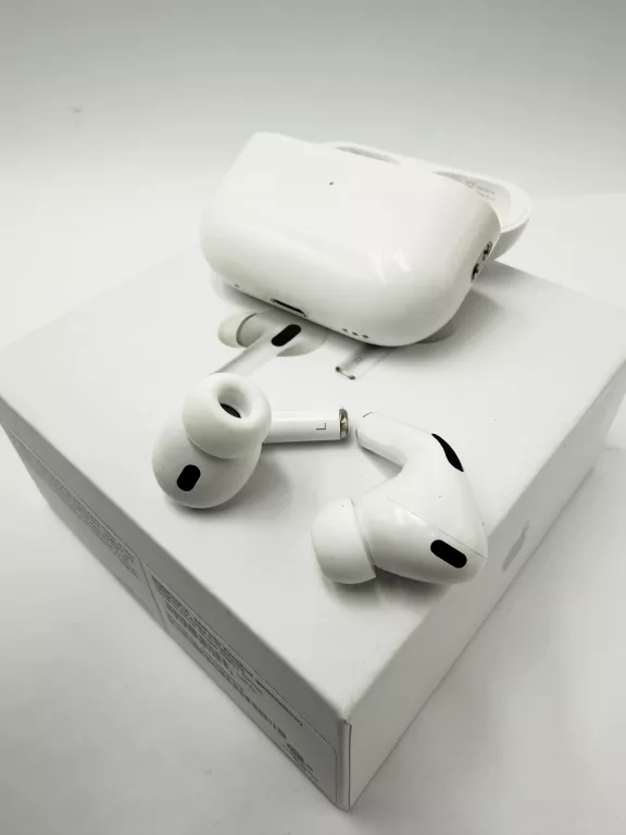 sluchawki-airpods-pro-komplet-stan-11323-2