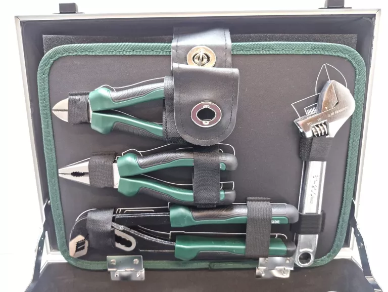 stalowa-walizka-z-narzedziami-108-elementow-kod-producenta-00